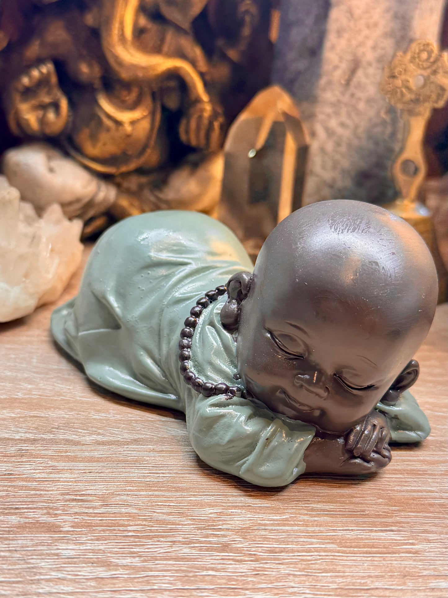 Bébé bouddha dormant