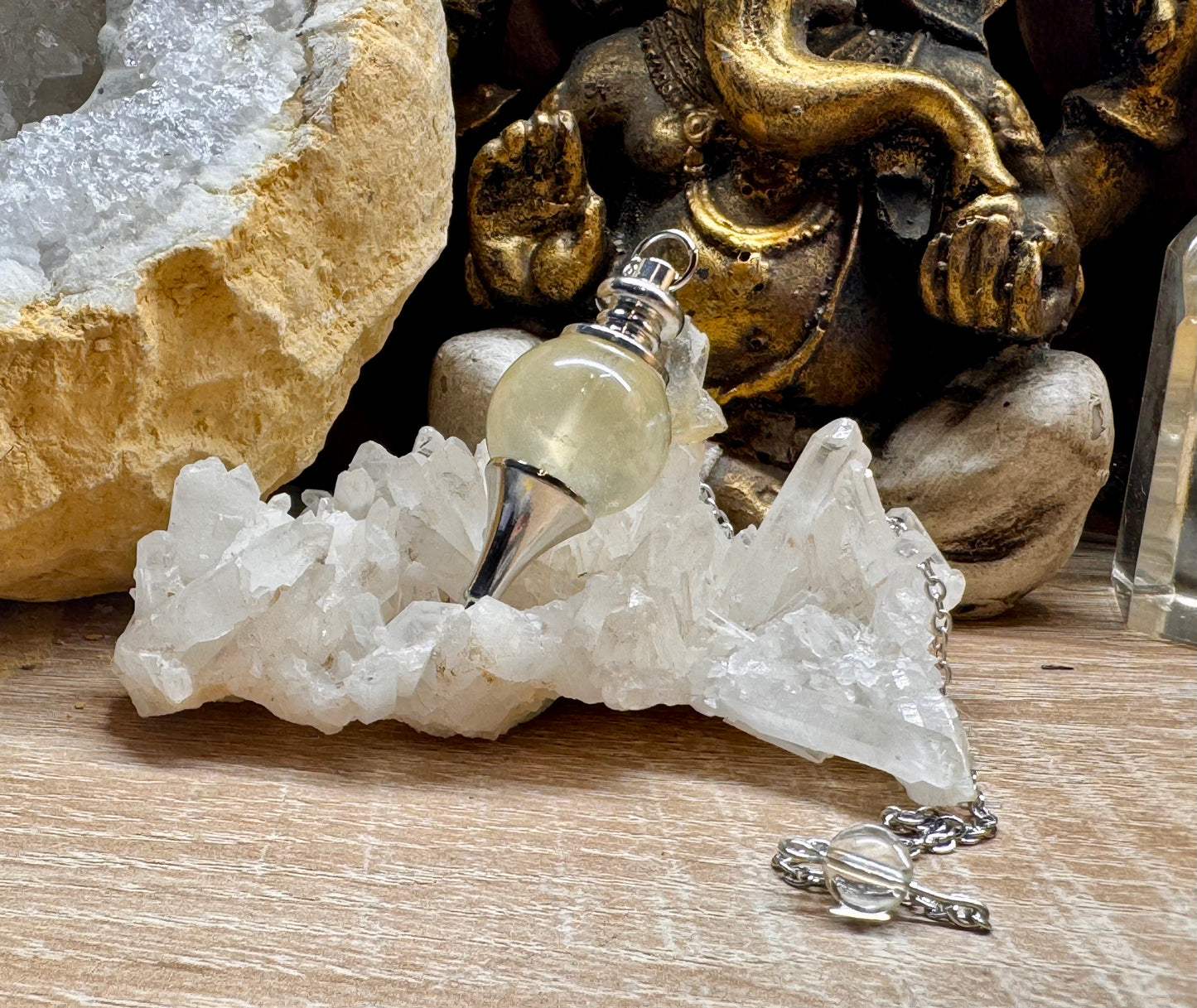 Pendule sphérique en citrine