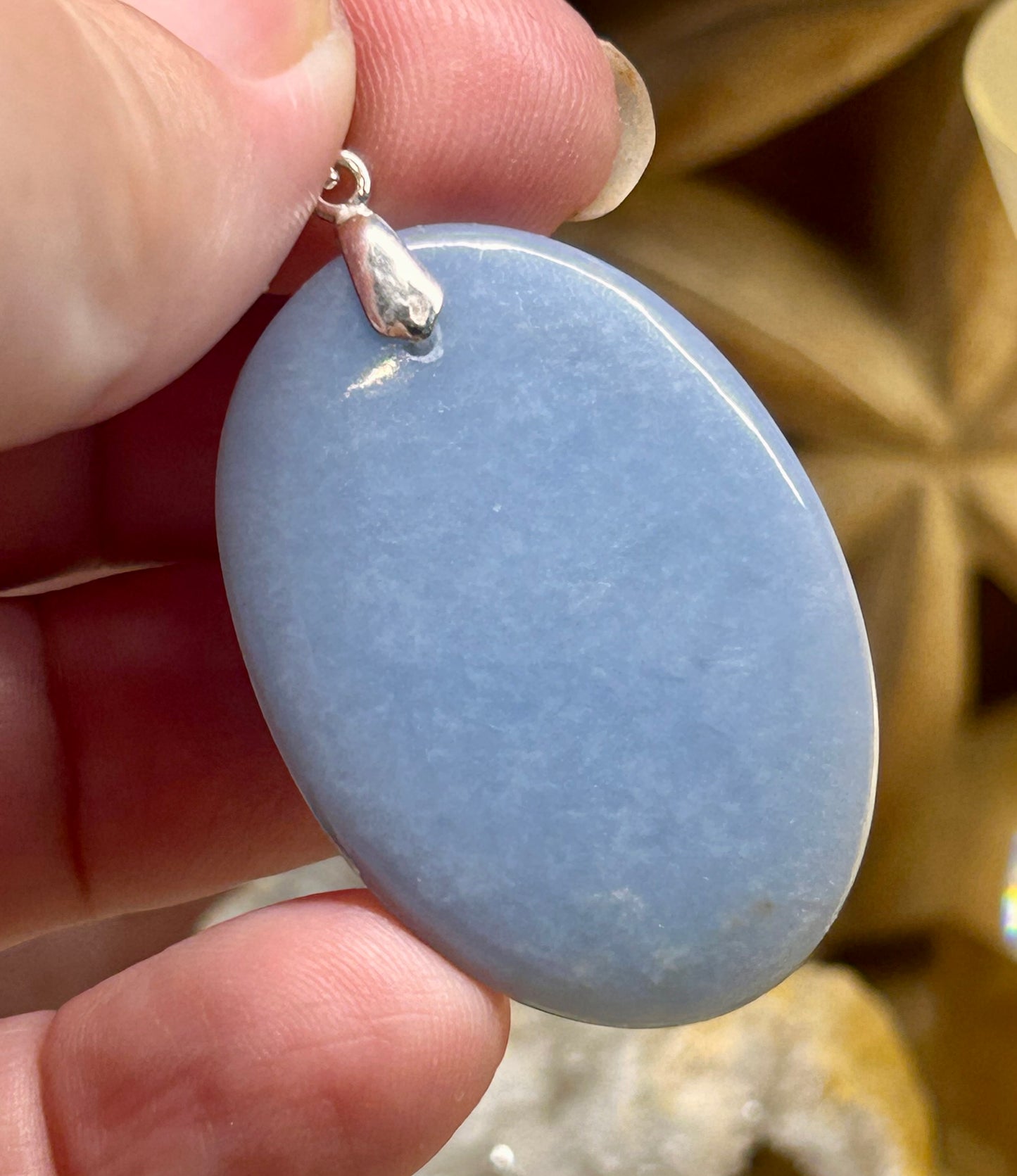 Pendentif d’angélite