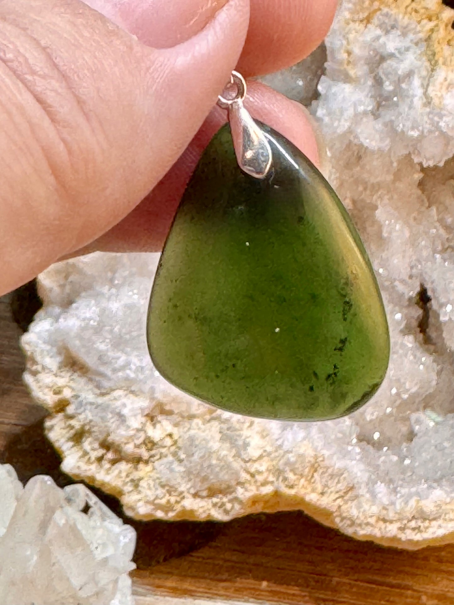 Pendentif en jade néphrite