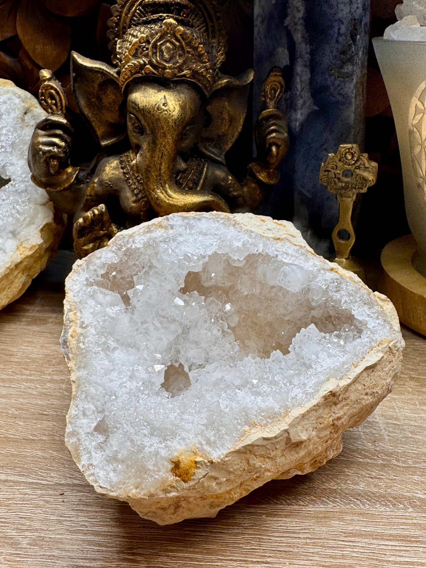 Géode de quartz blanc