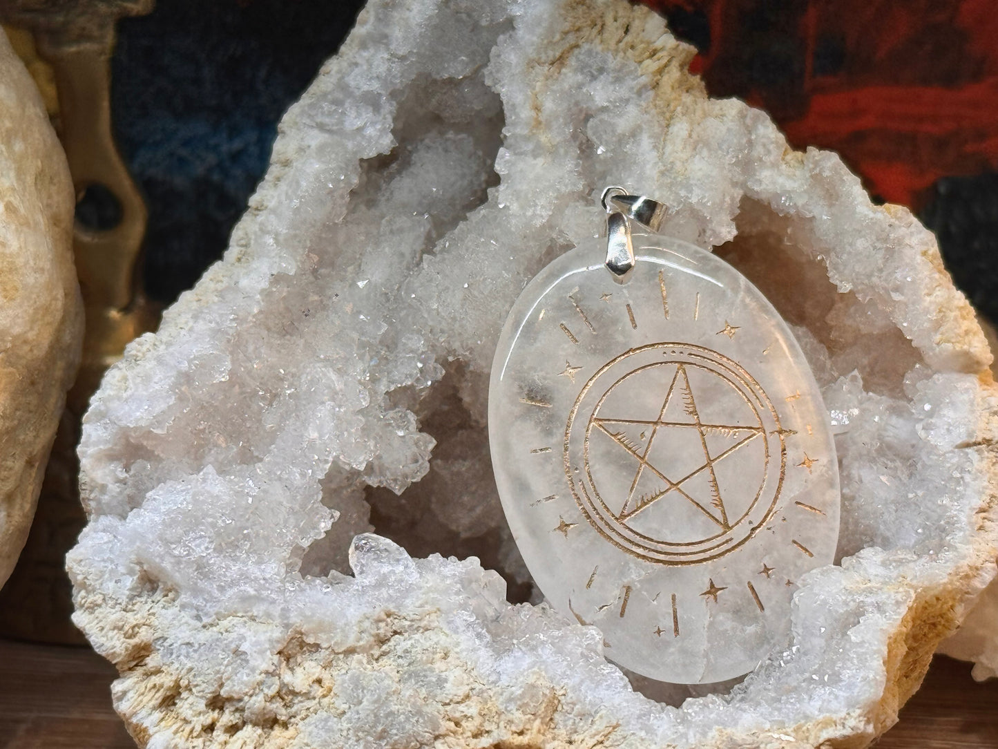 Pendentif de cristal de roche pentacle