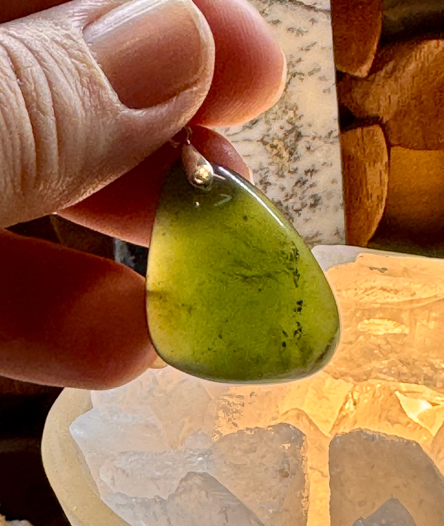 Pendentif en jade néphrite