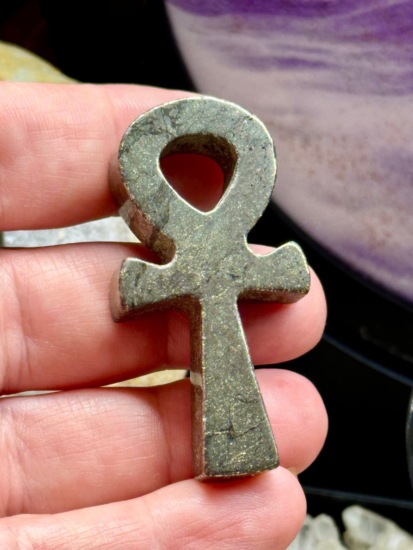 Croix de Ânkh en Pyrite