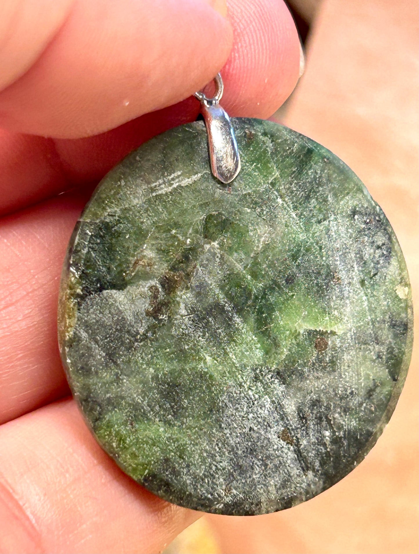 Pendentif de séraphinite