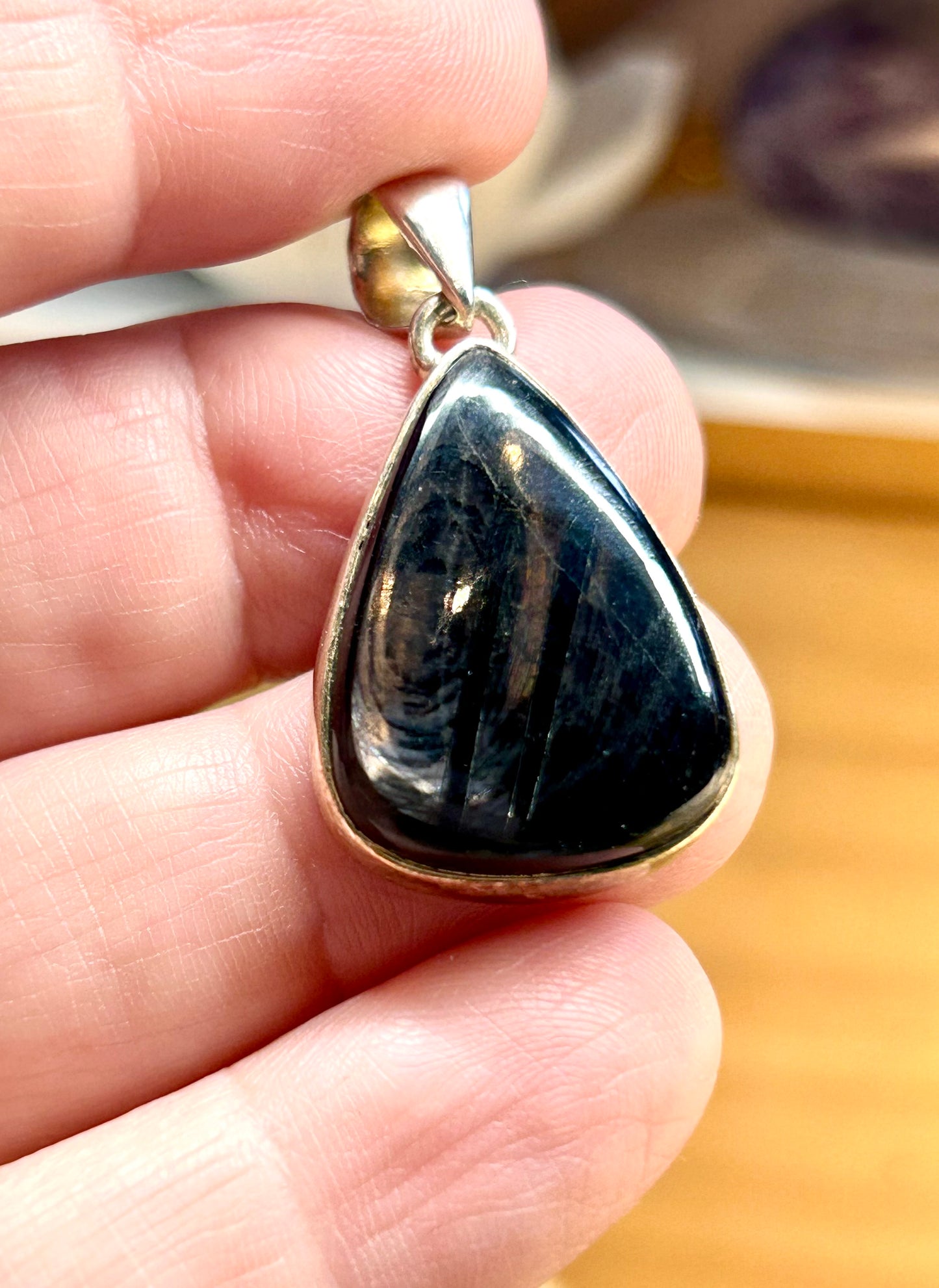 Pendentif d’hypersthène