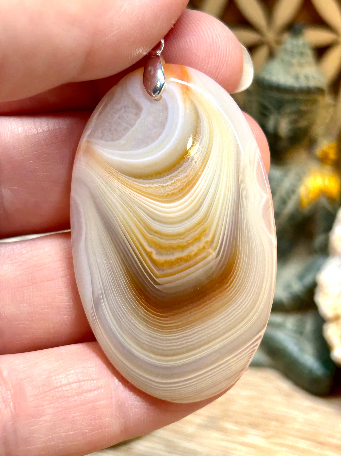 Pendentif d’agate rubanée