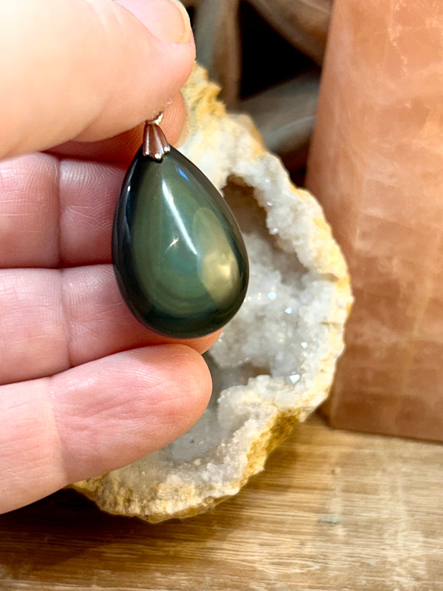 Pendentif d’obsidienne œil céleste