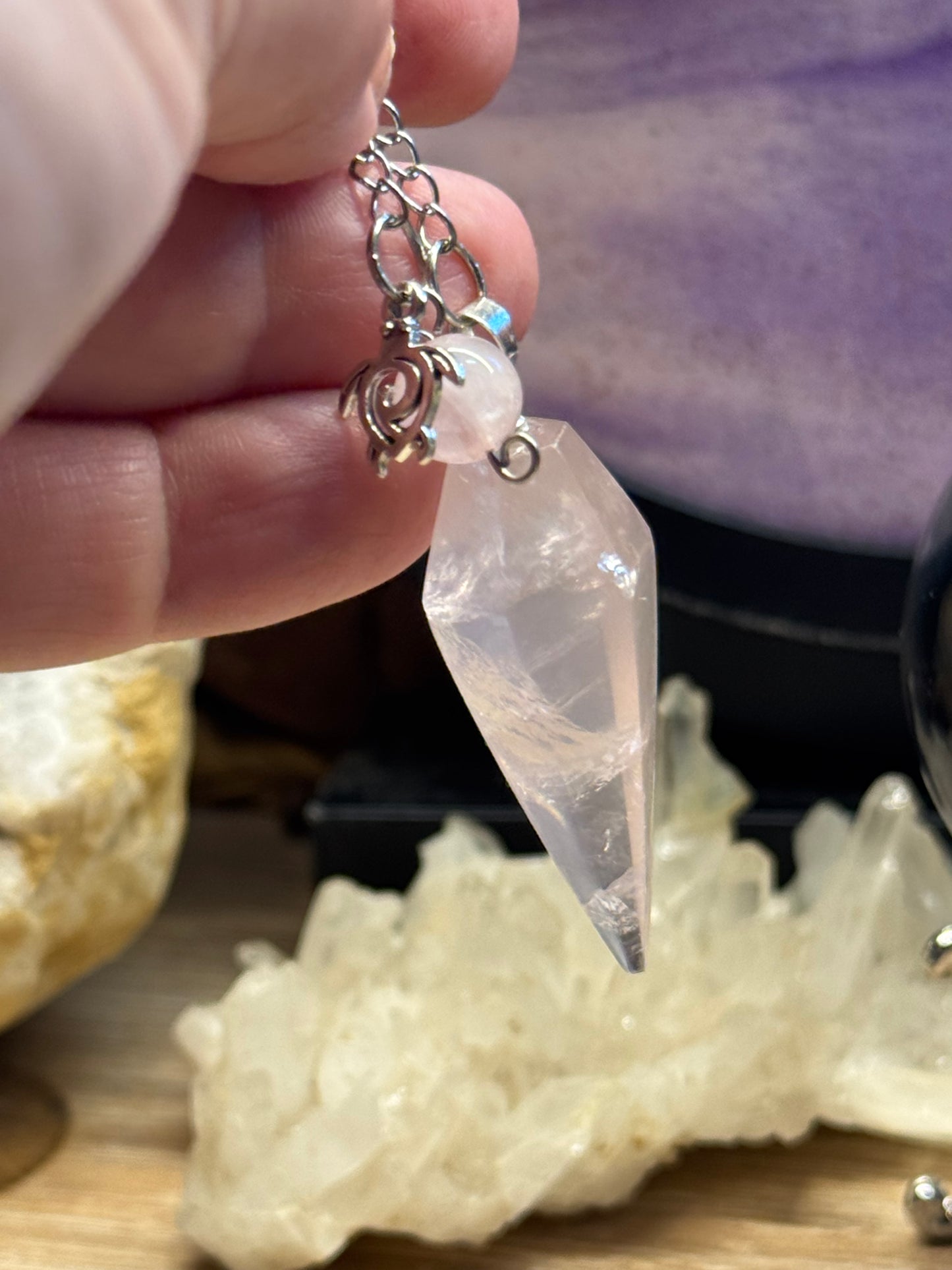 Pendule conique en Quartz Rose facetté