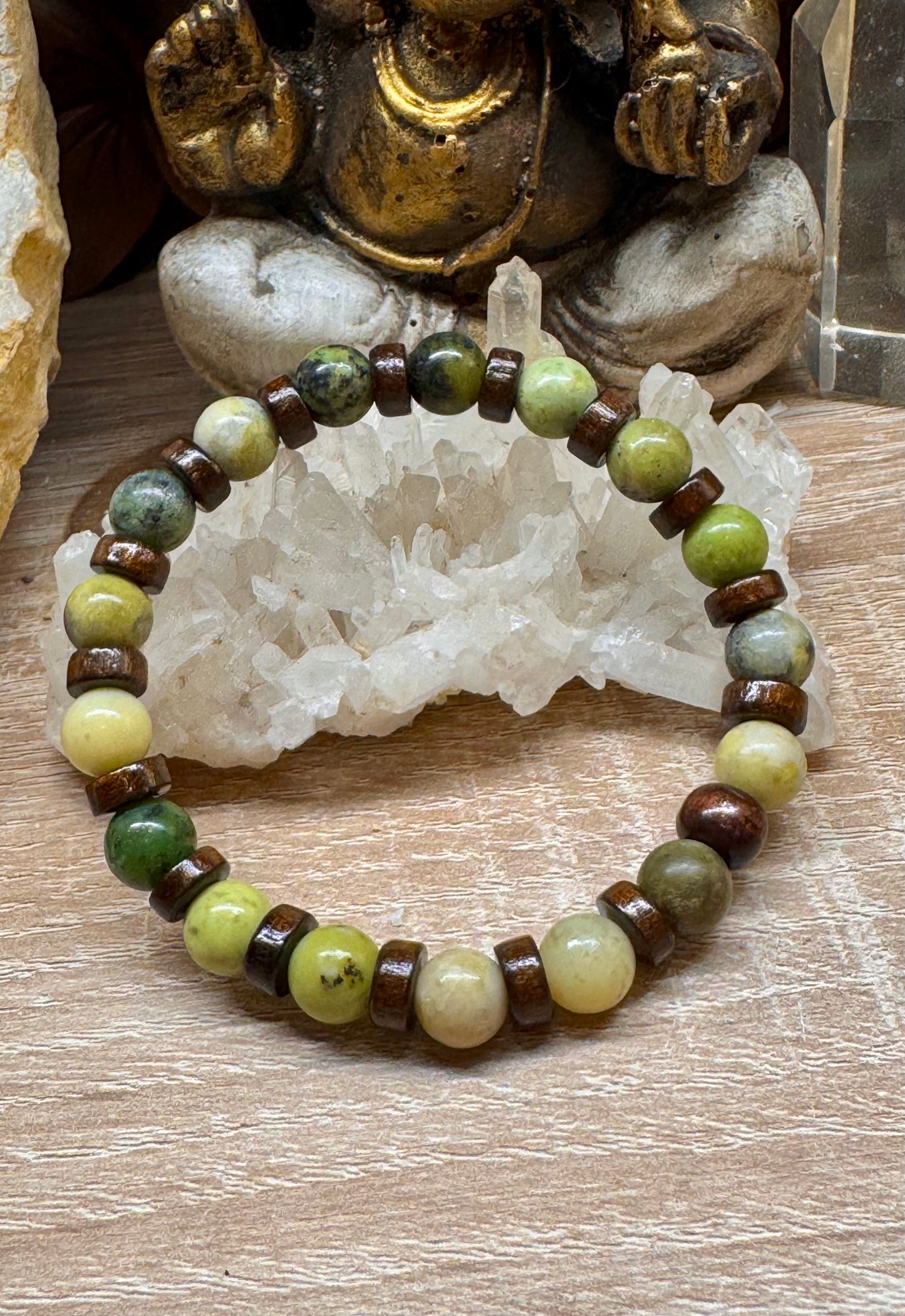 Bracelet de chrysoprase et bois