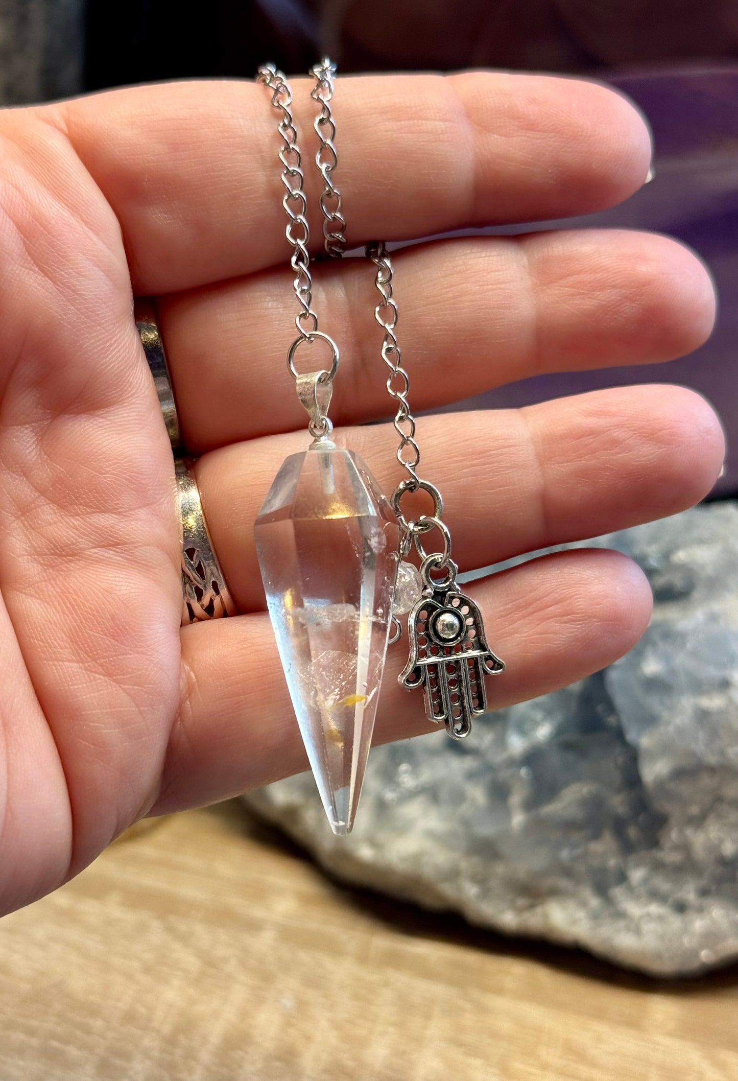 Pendule de Cristal de Roche et Main de Fatma