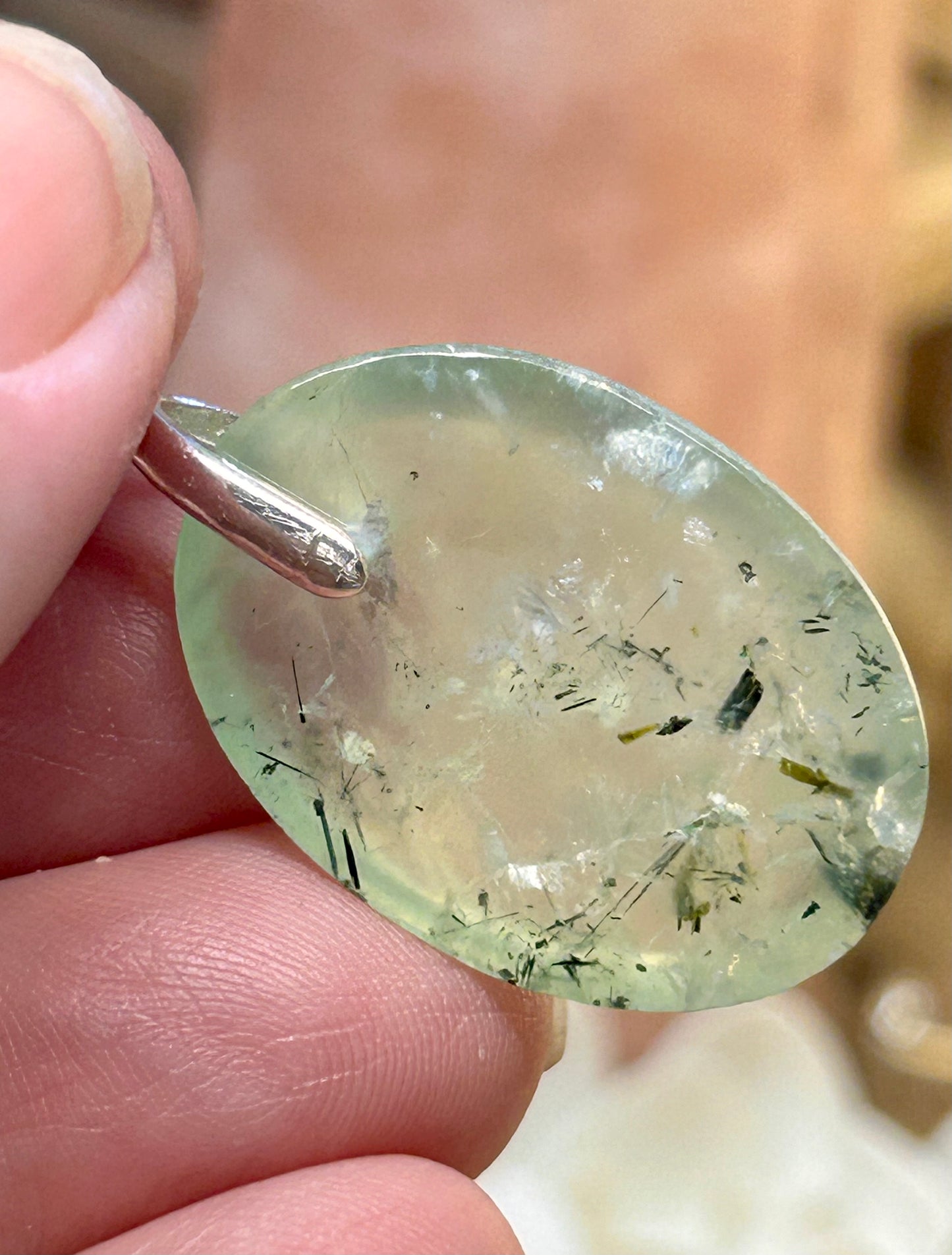 Pendentif de préhnite