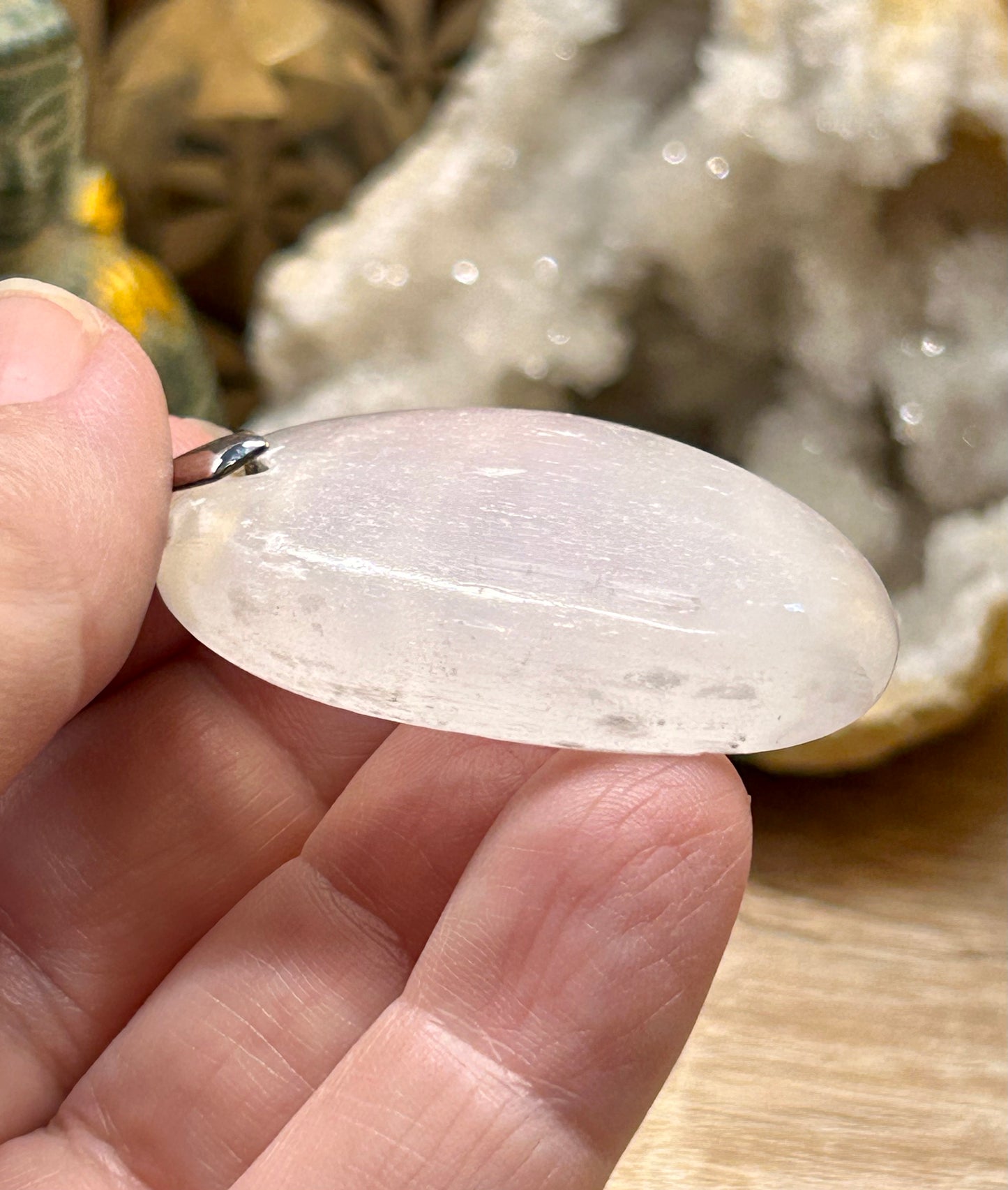 Pendentif de sélénite