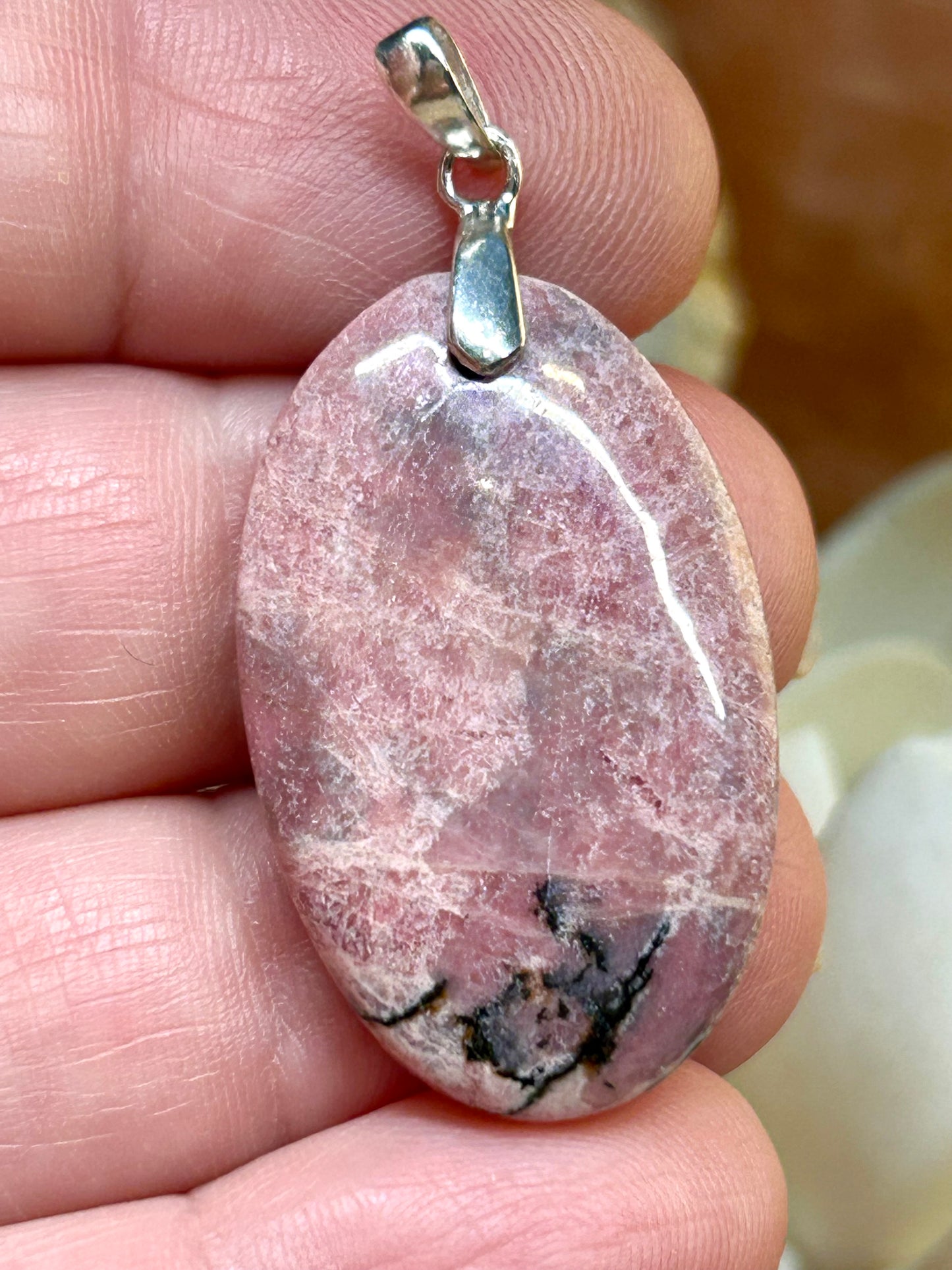 Pendentif de rhodonite