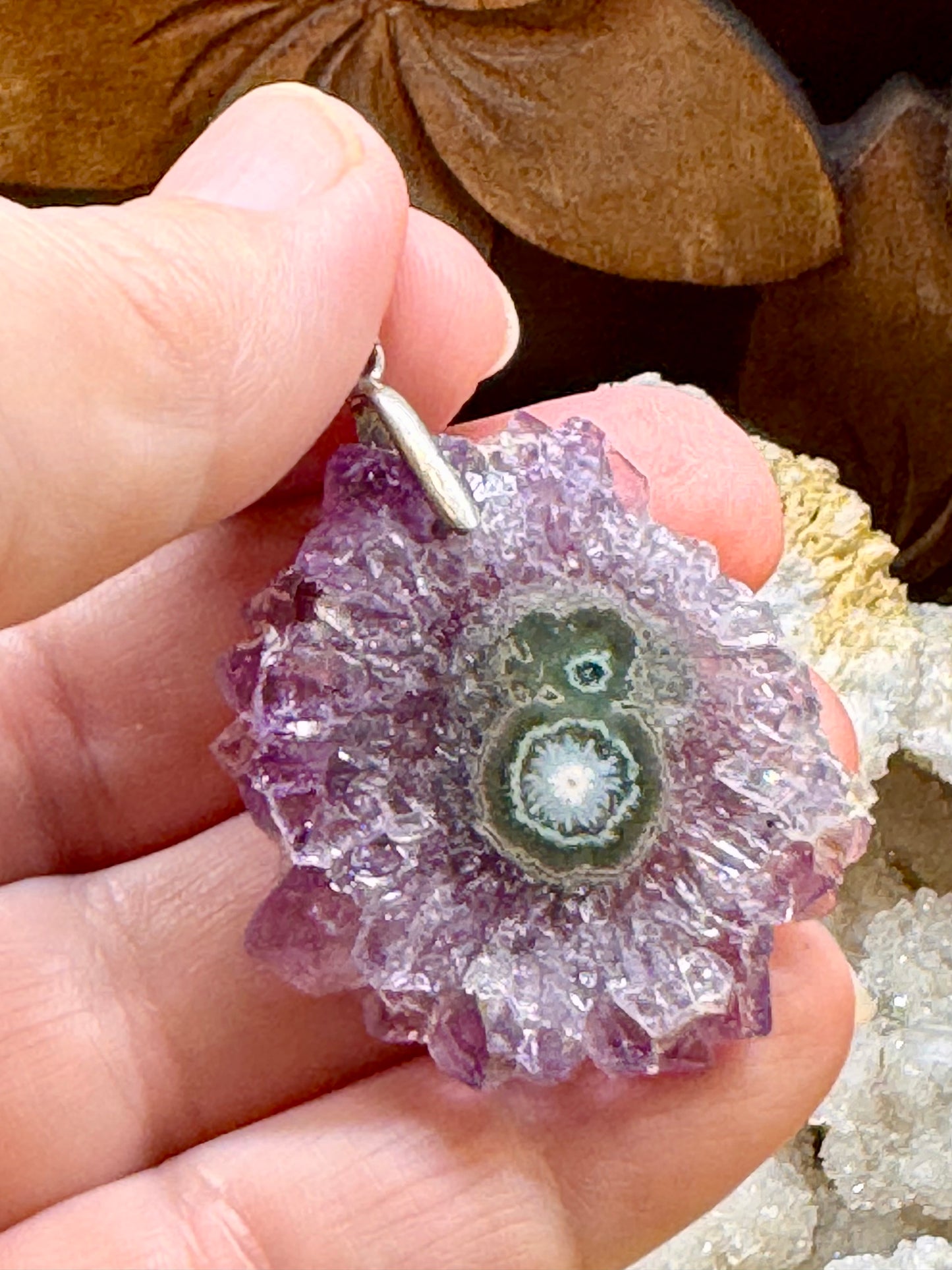 Pendentif de tranche d’améthyste