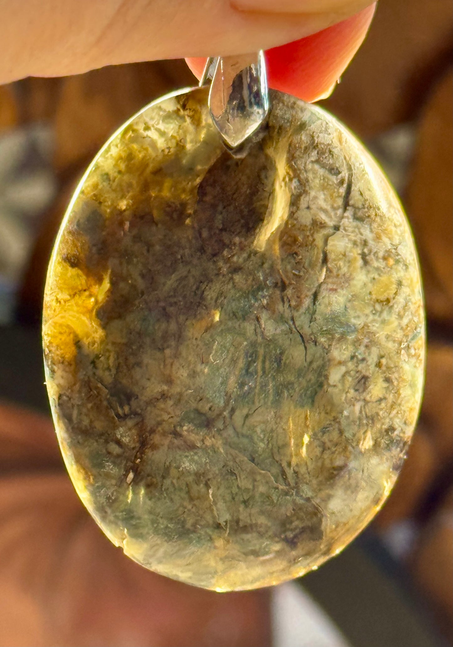 Pendentif d’opale Mahafaly