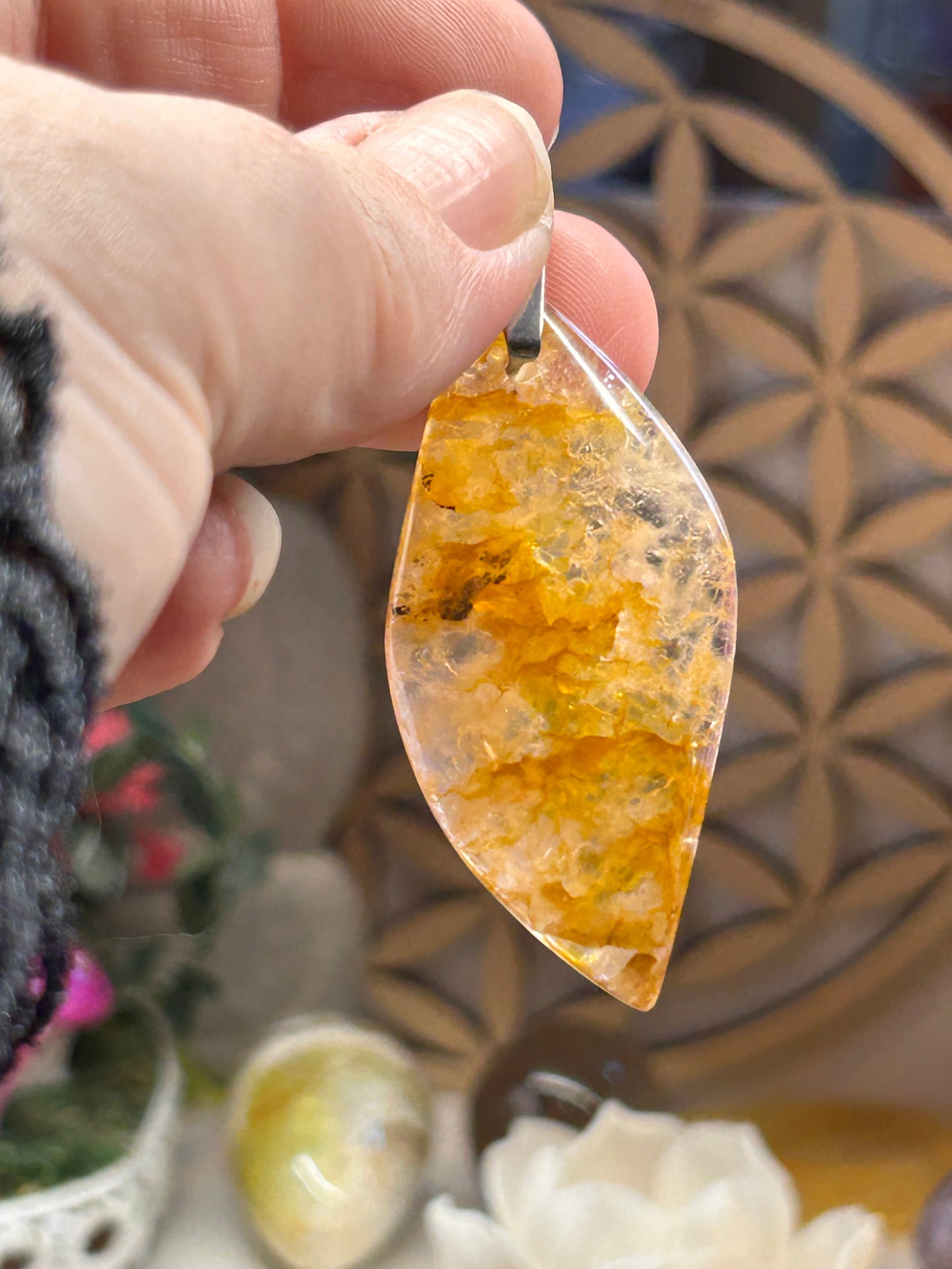 Pendentif de quartz hématoïde jaune