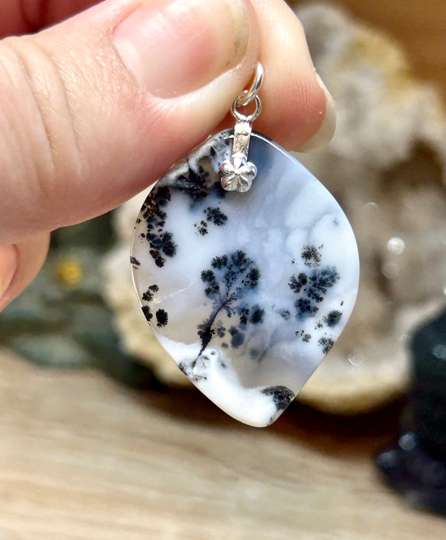 Pendentif d’agate dendritique