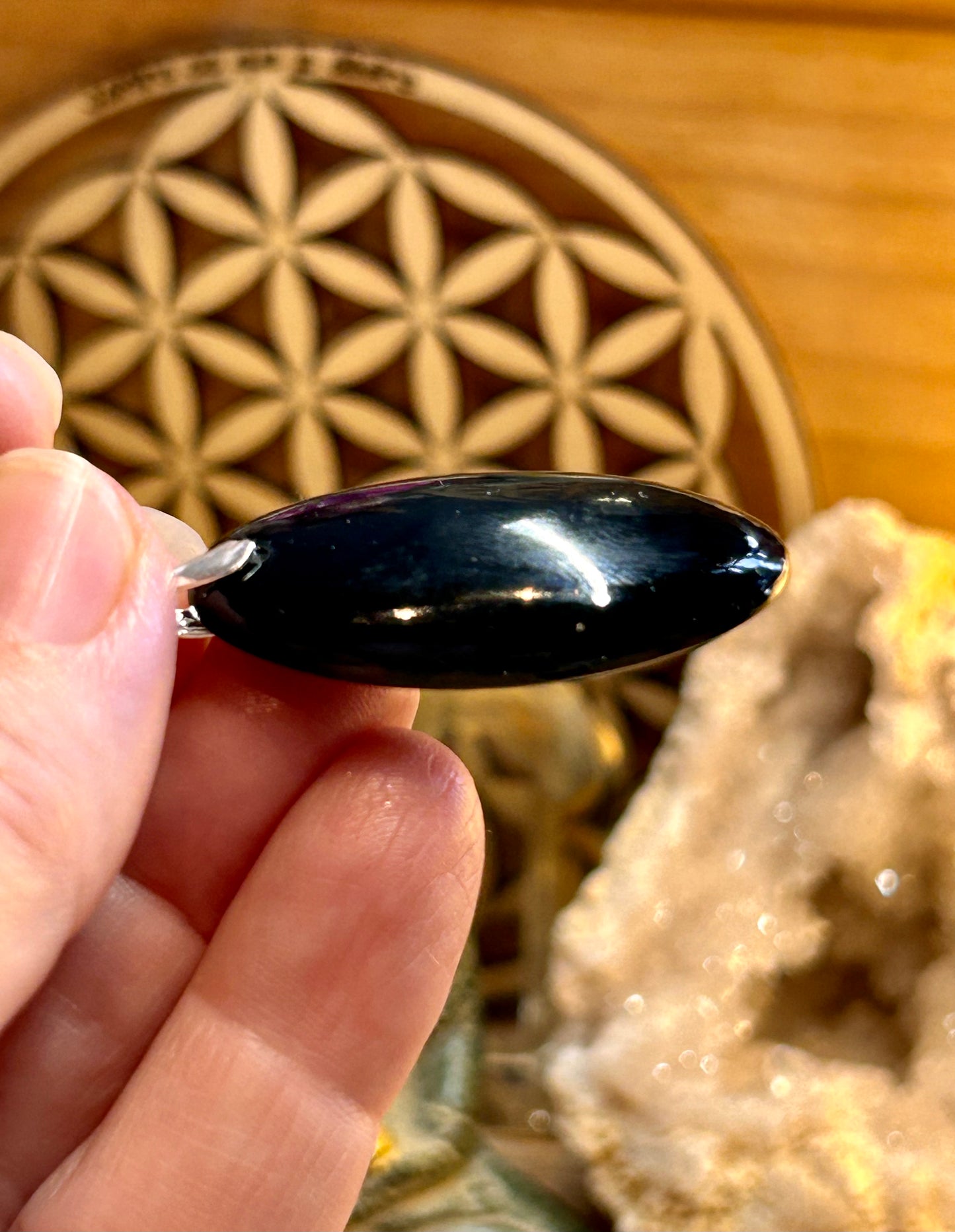 Pendentif de spinelle noir