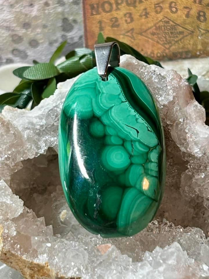 Pendentif en malachite