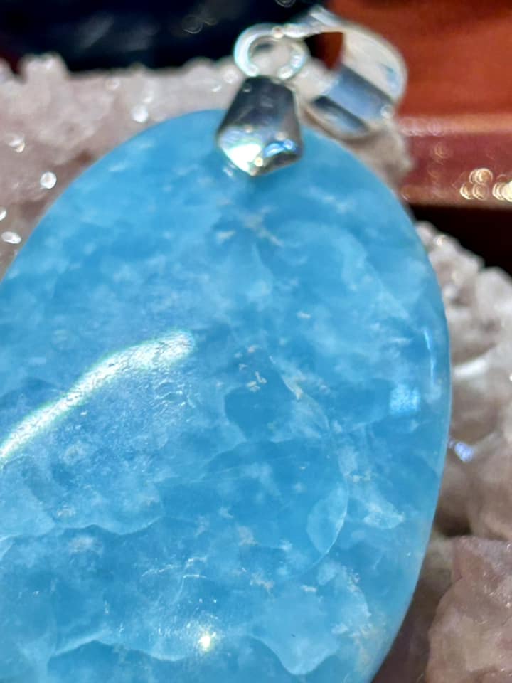 Pendentif d’hémimorphite - bélière en argent 925