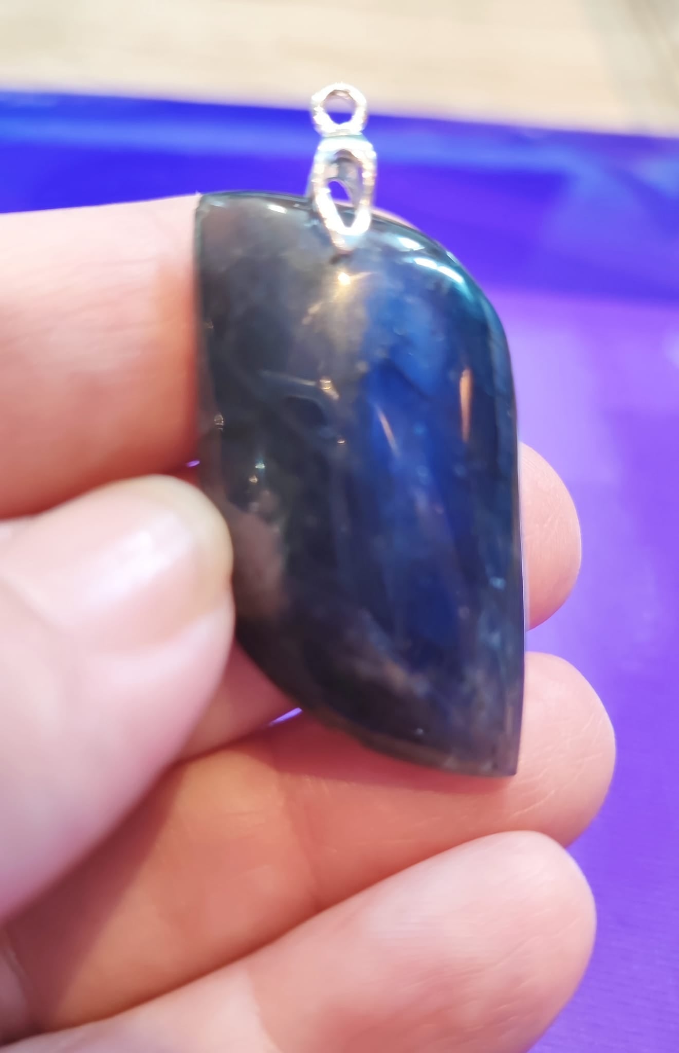 Pendentif de labradorite - bélière en argent 925