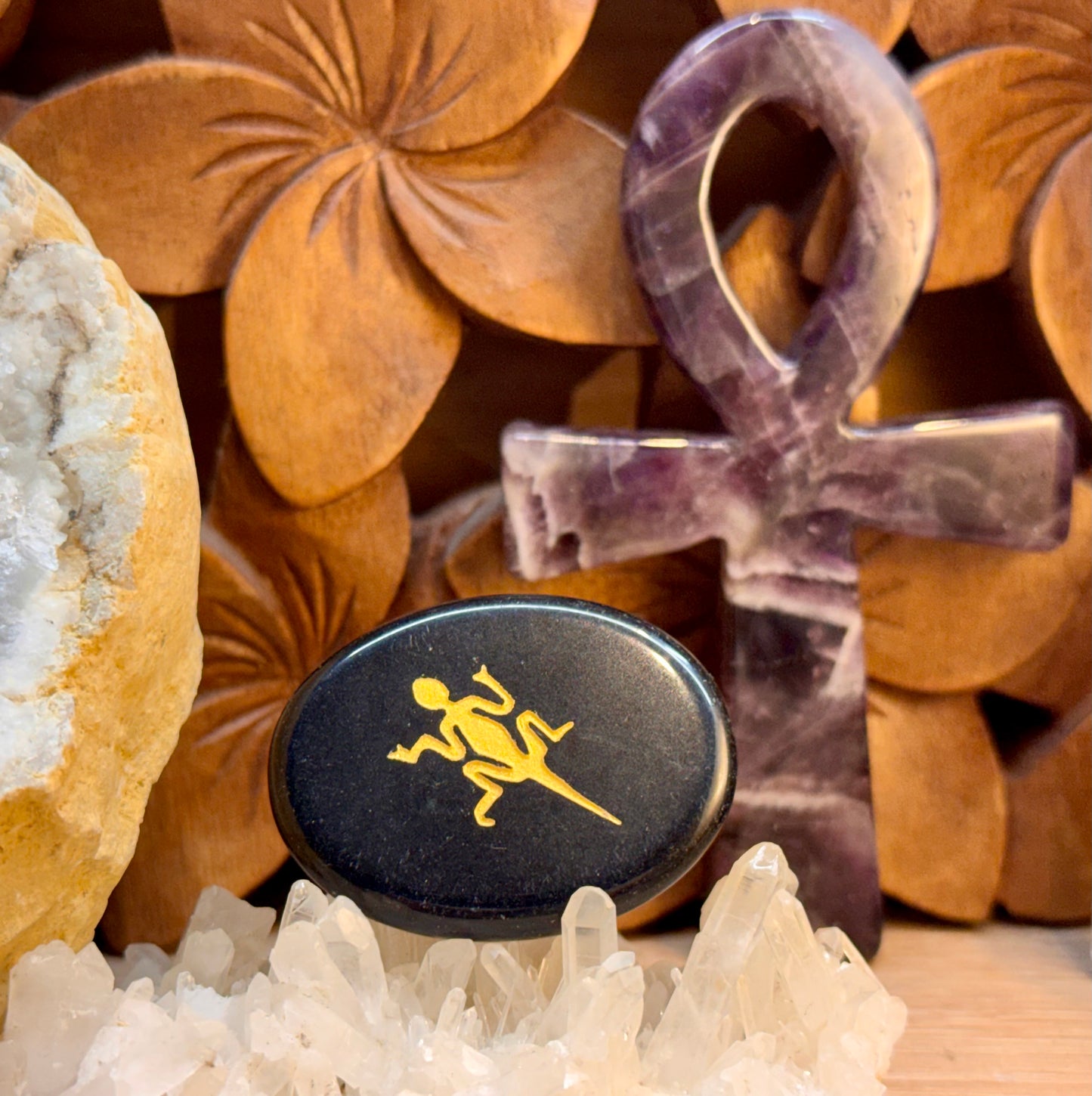 Galets gravés avec animaux