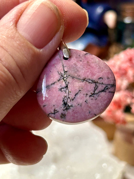 Pendentif de rhodonite