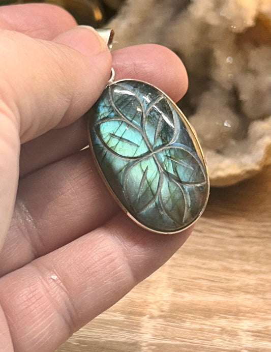 Pendentif de labradorite