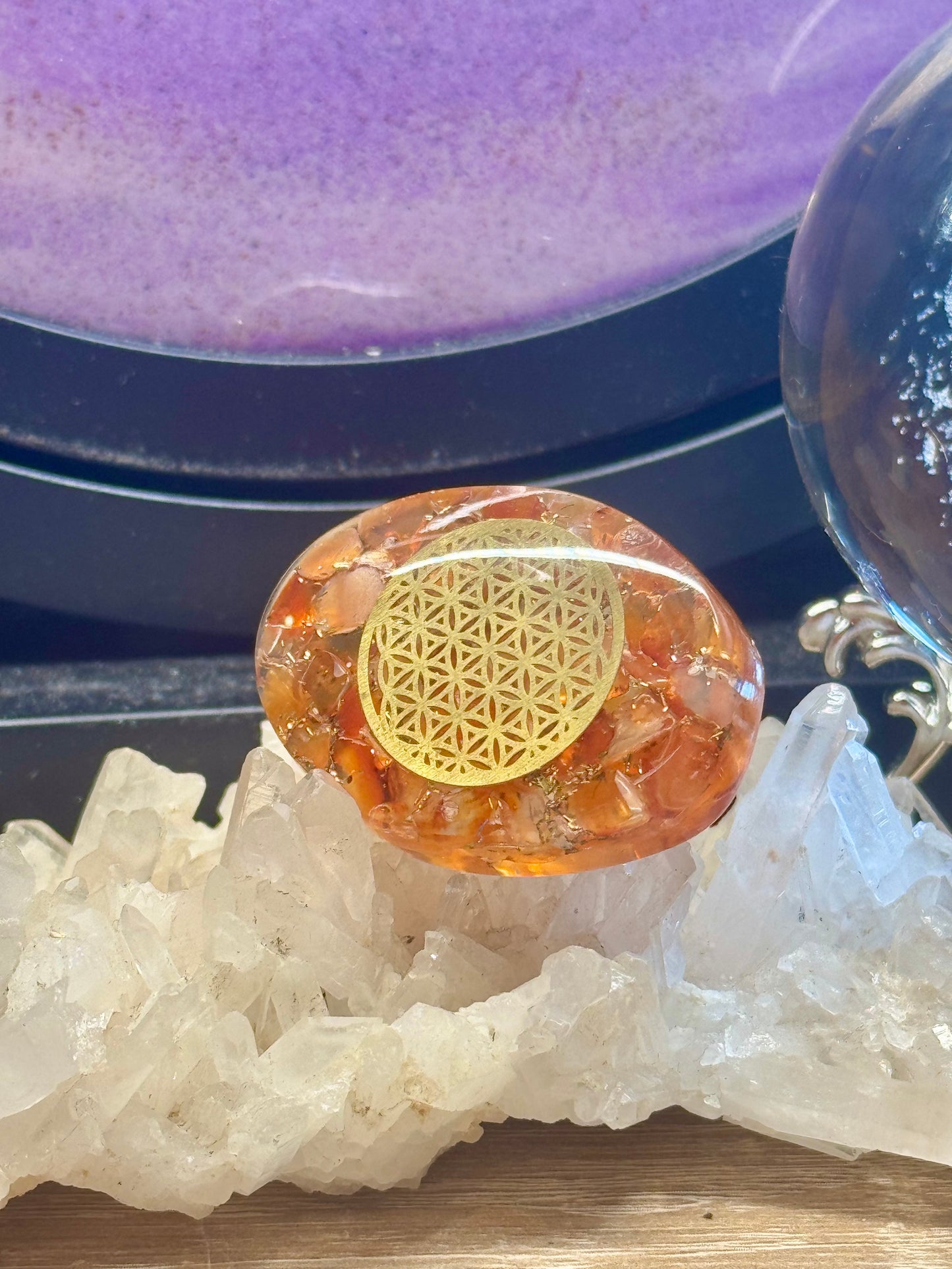 Petit Galet d’Orgonite Cornaline