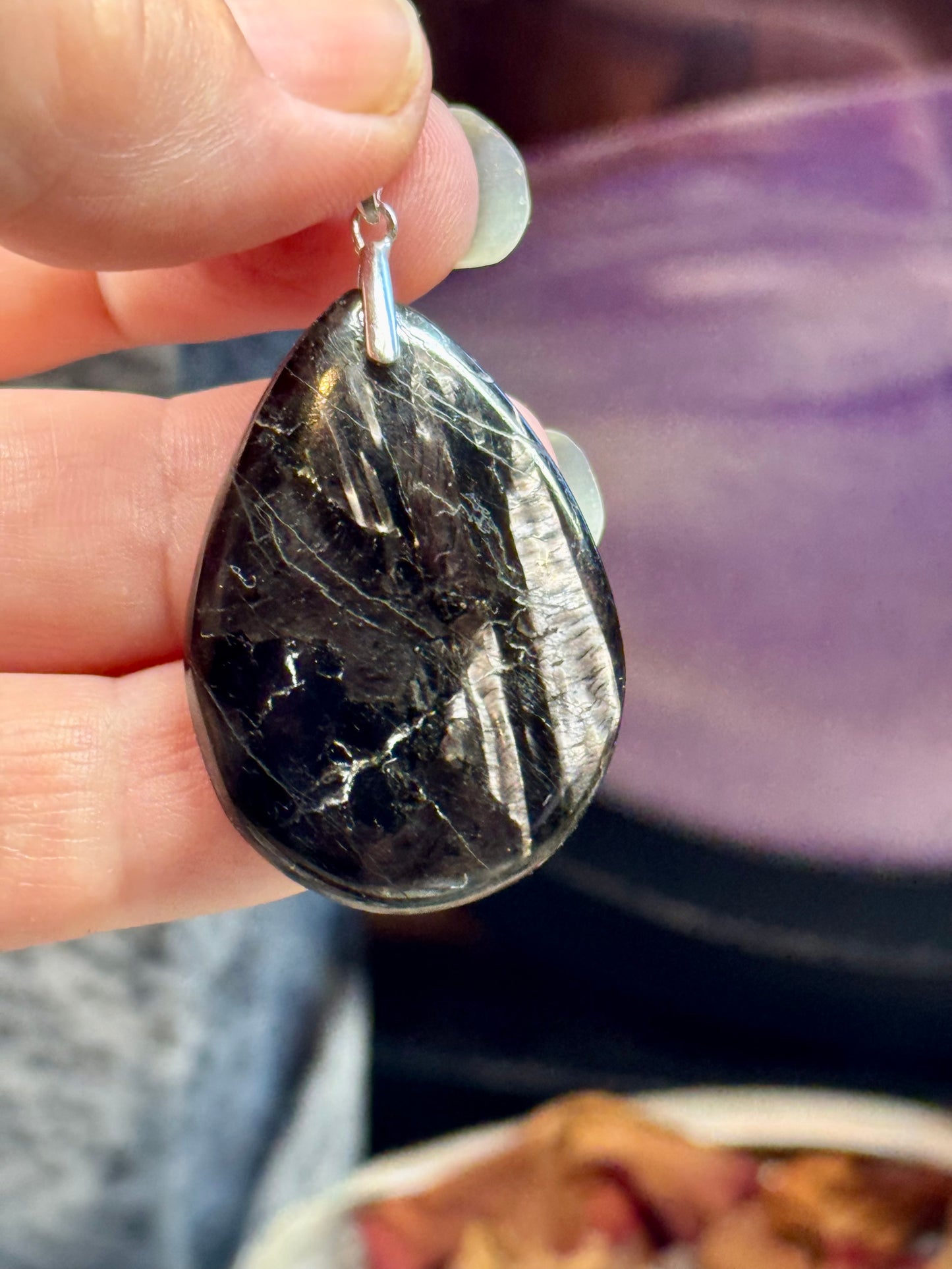 Pendentif d’Hyperstène