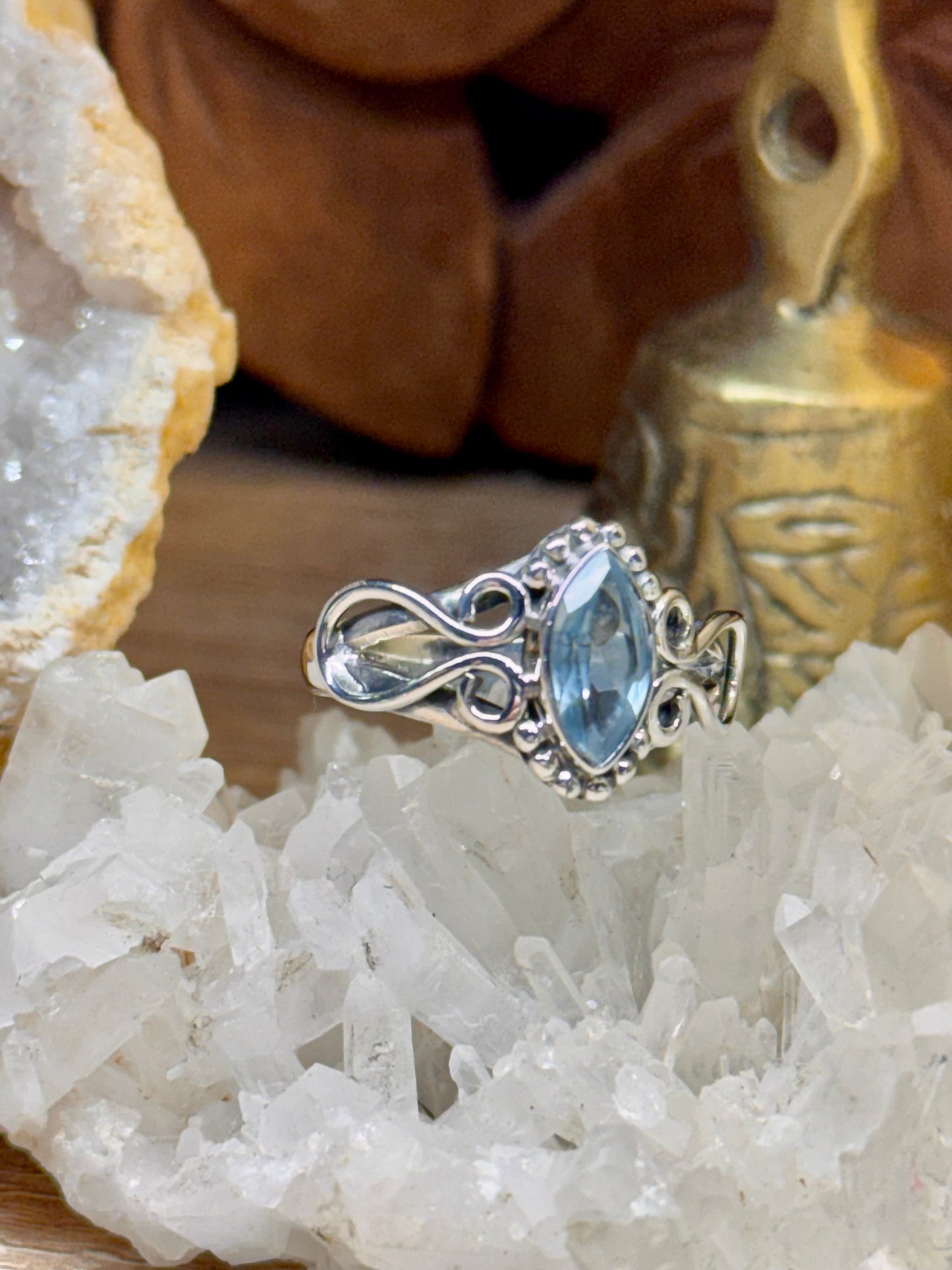 Bague en argent 925 Topaze bleue