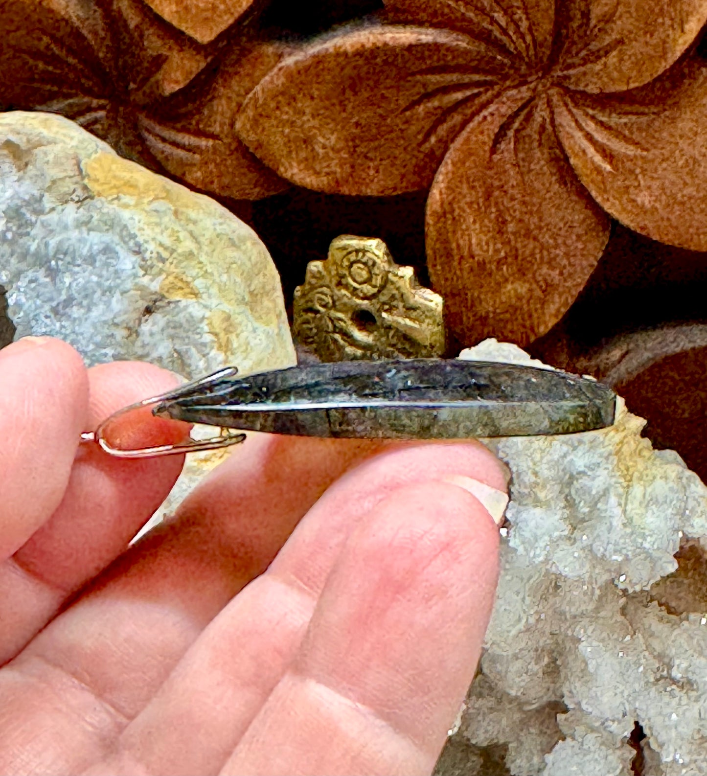 Pendentif goutte en labradorite