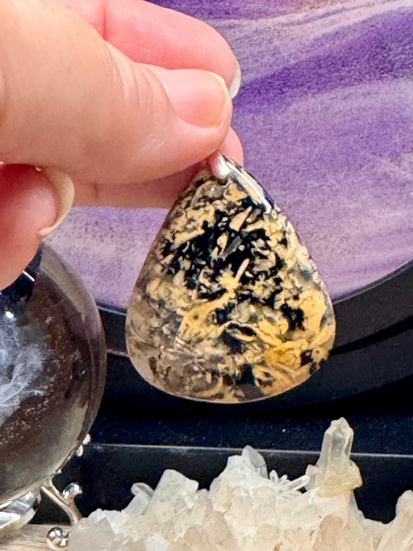 Pendentif d’agate dendrite de tigre