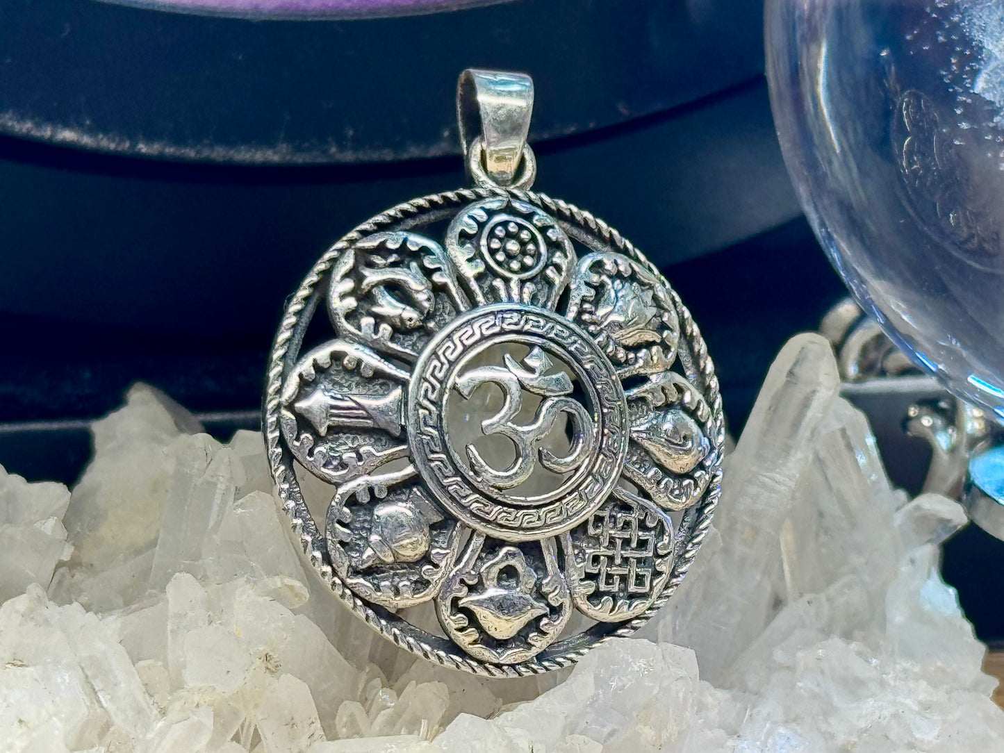 Pendentif Ôm et Signes du zodiaque