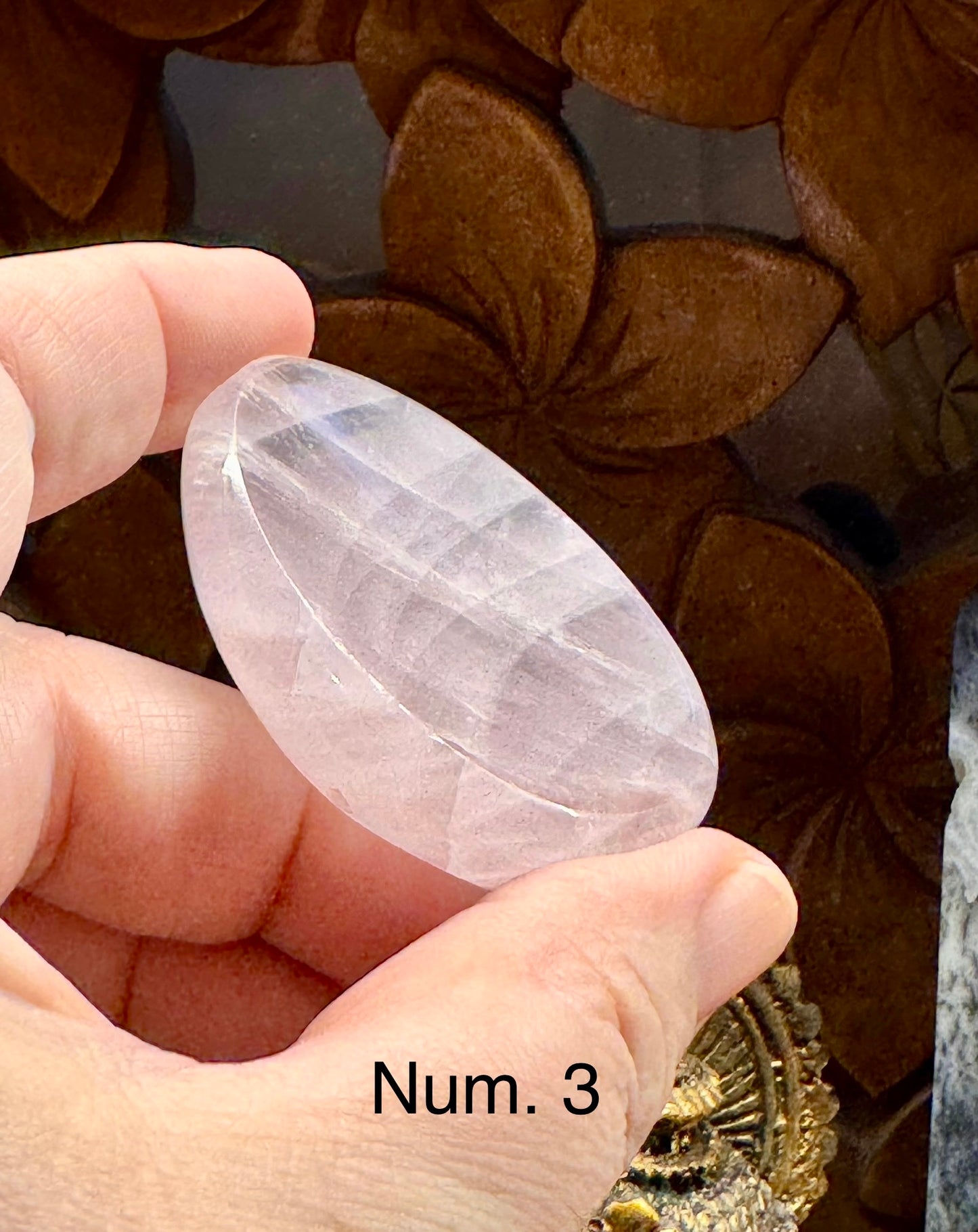 Pierre anti-stress en quartz rose