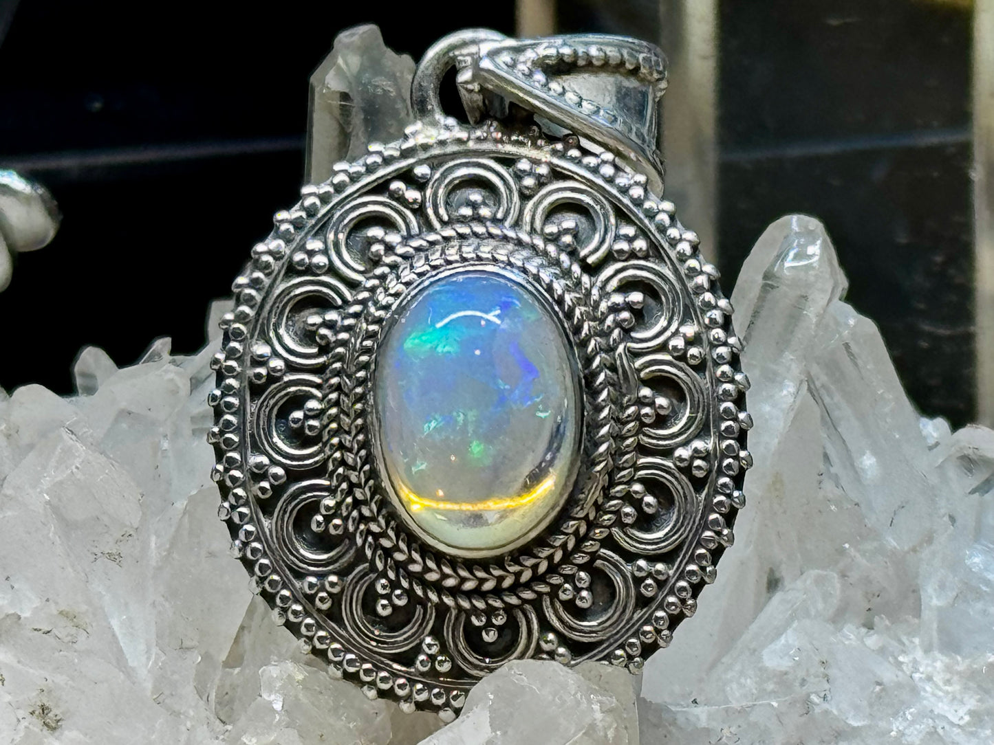 Pendentif bohème d’Opale Welo