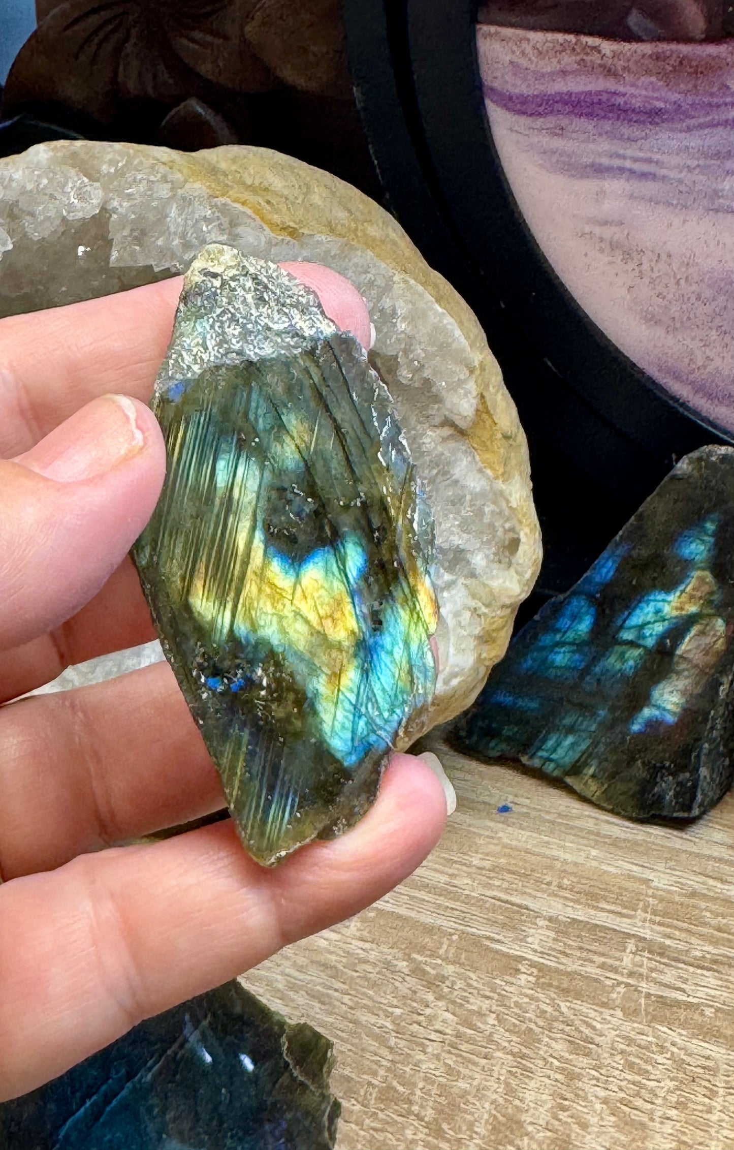Labradorite une face polie