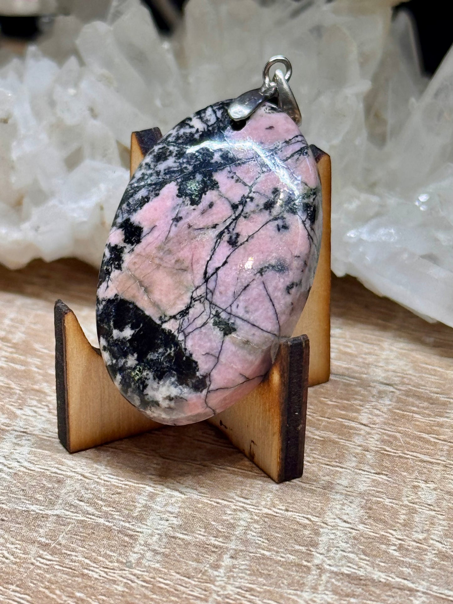 Pendentif de rhodonite
