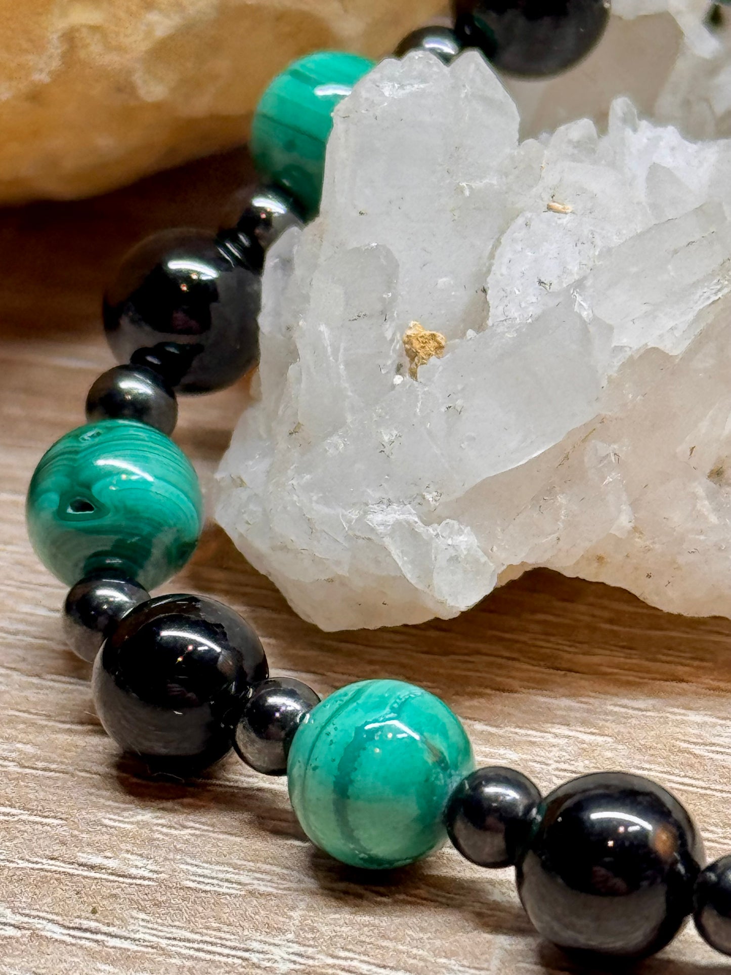 Bracelets "Lutte contre les douleurs"