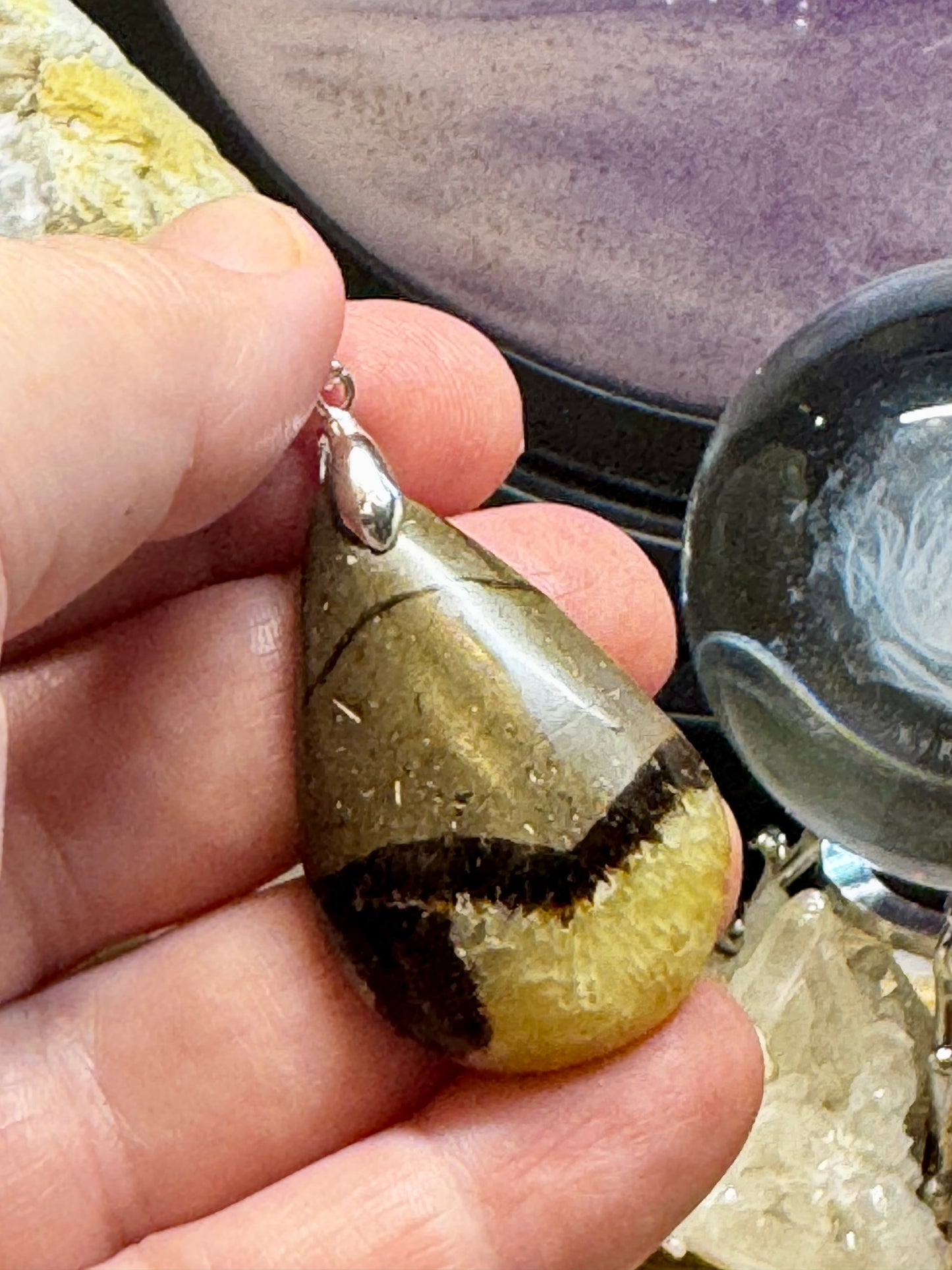 Pendentif de septaria de Madagascar