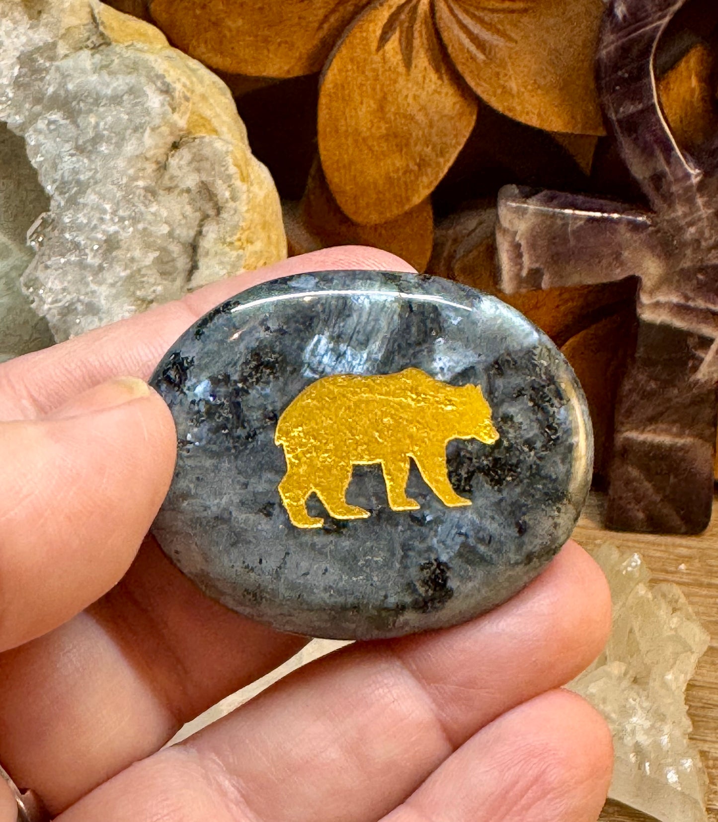 Galets gravés avec animaux