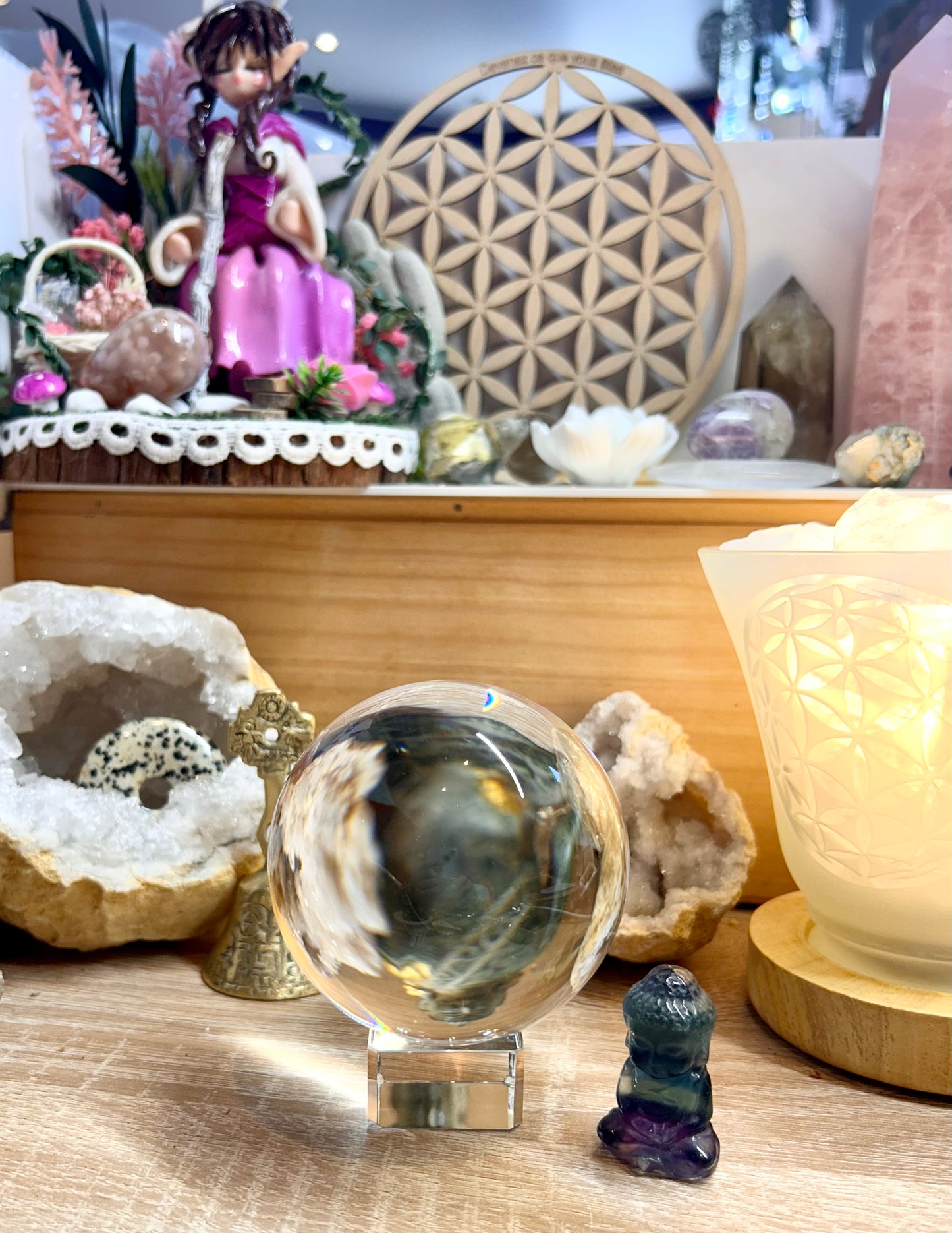 Boule de cristal divinatoire + support