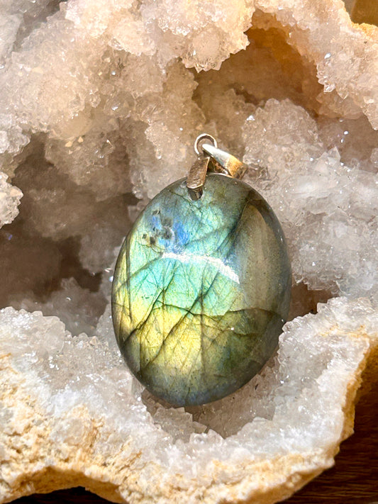 Pendentif de labradorite