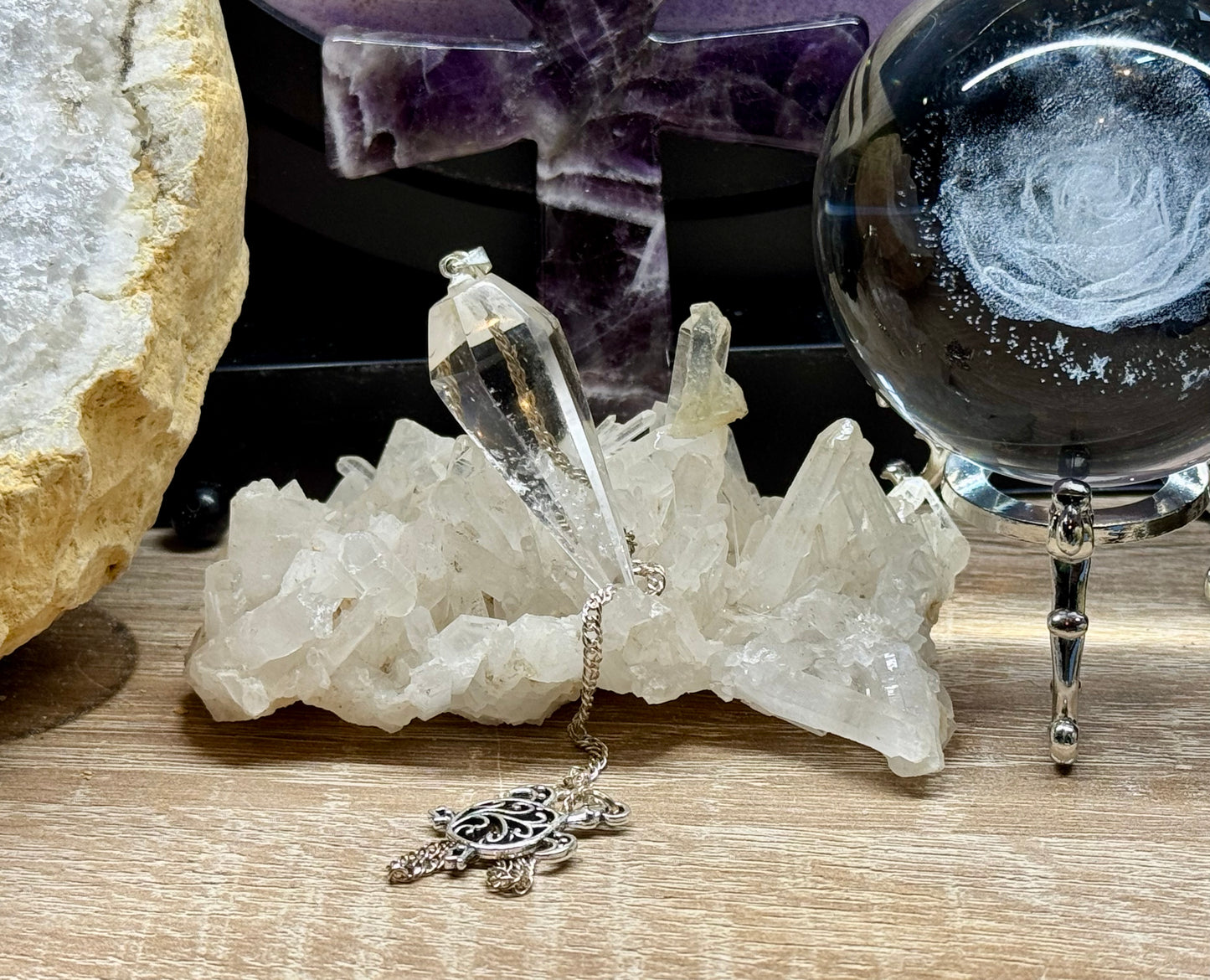 Pendule de cristal de roche tortue