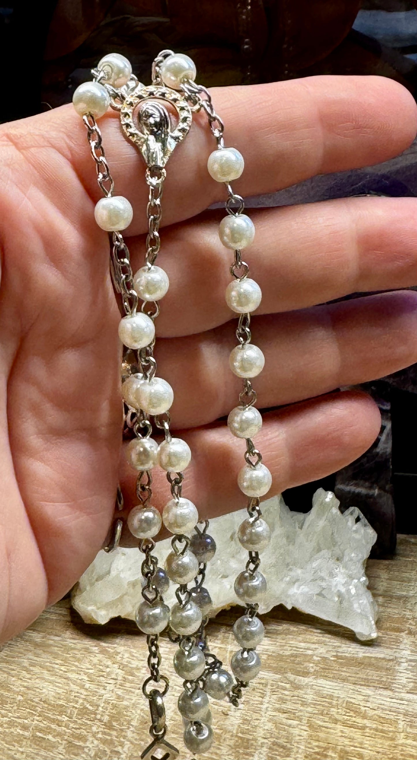 Rosaire avec perles blanches