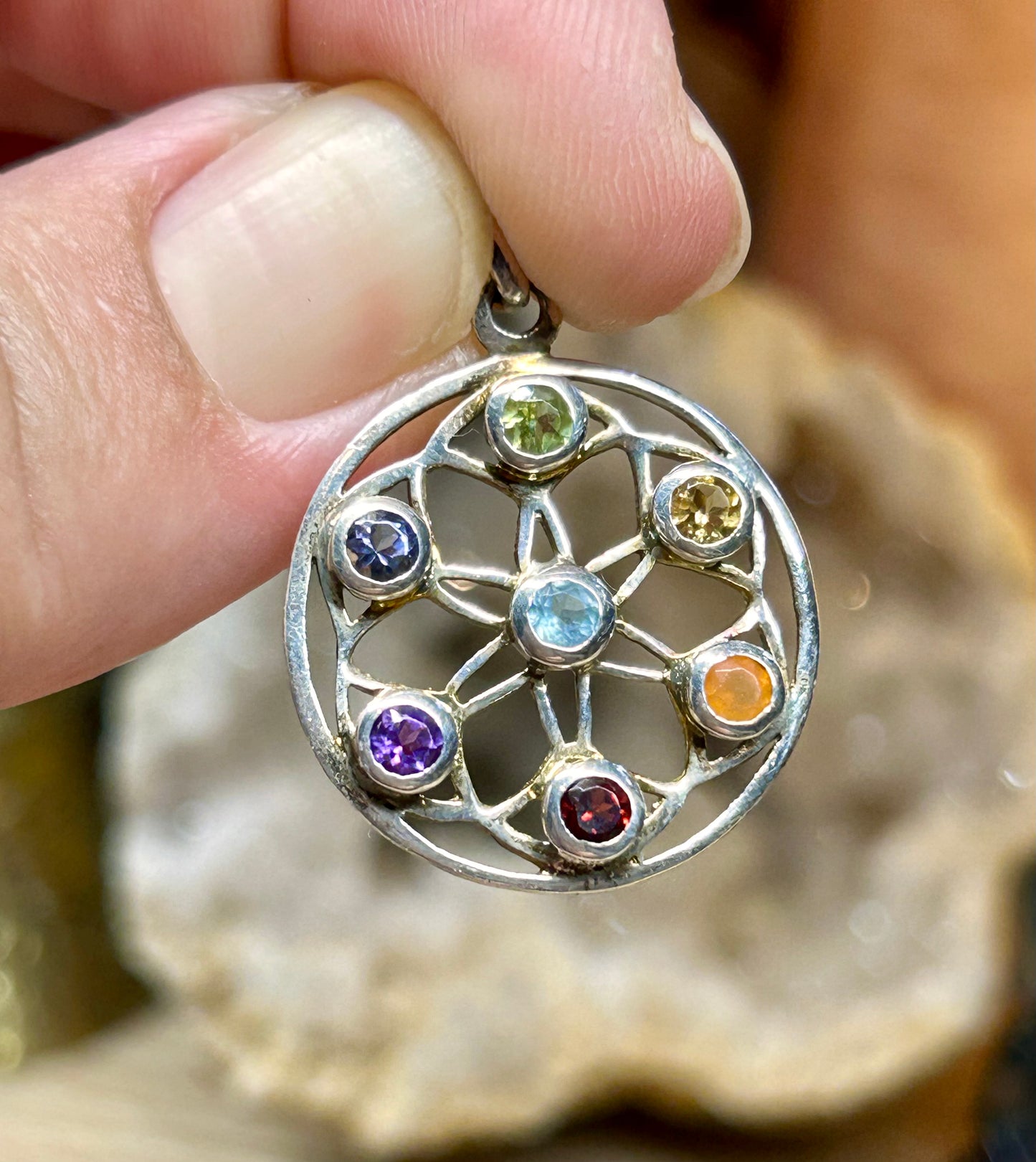 Pendentif en argent 7 chakras