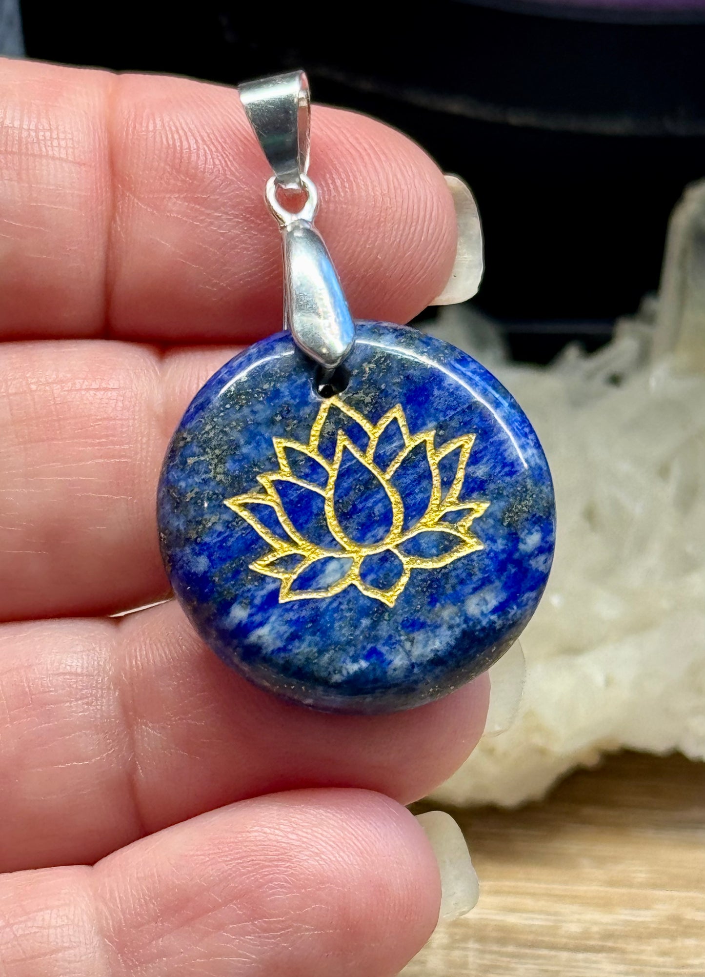 Pendentif de Lapis Lazuli - Lotus