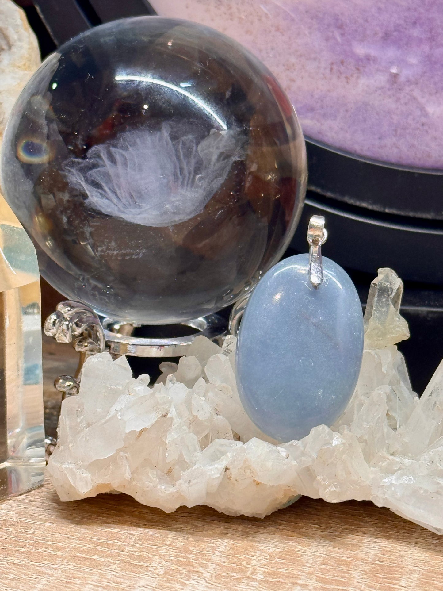 Pendentif d’angélite