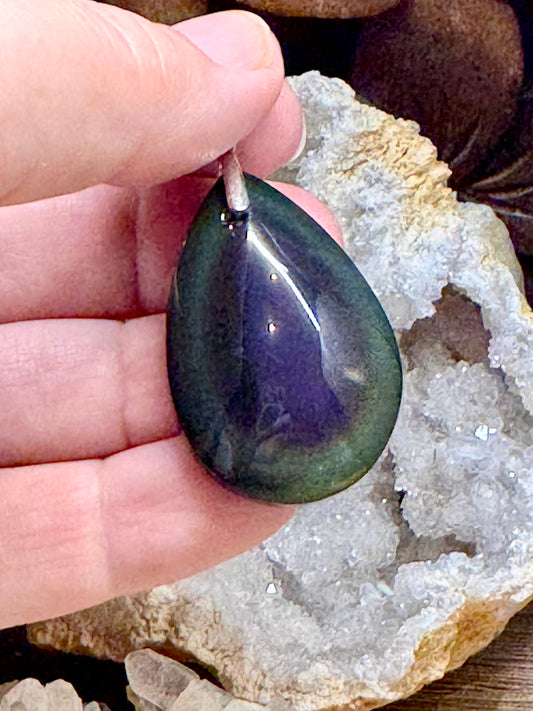Pendentif d’obsidienne œil céleste